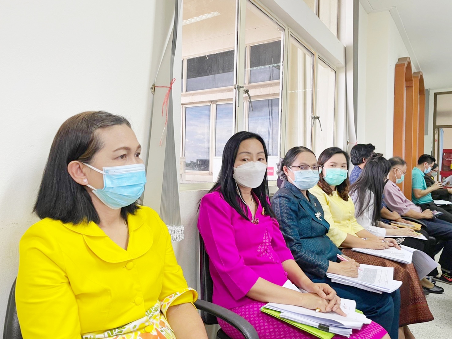 ผู้ว่าราชการจังหวัดมหาสารคามประชุมคณะกรรมการบริหารศูนย์อำนวยการขจัดความยากจนและพัฒนาคนทุกช่วงวัยอย่างยั่งยืนตามหลักปรัชญาของเศรษฐกิจพอเพียงจังหวัดมหาสารคาม (คจพ.จ)