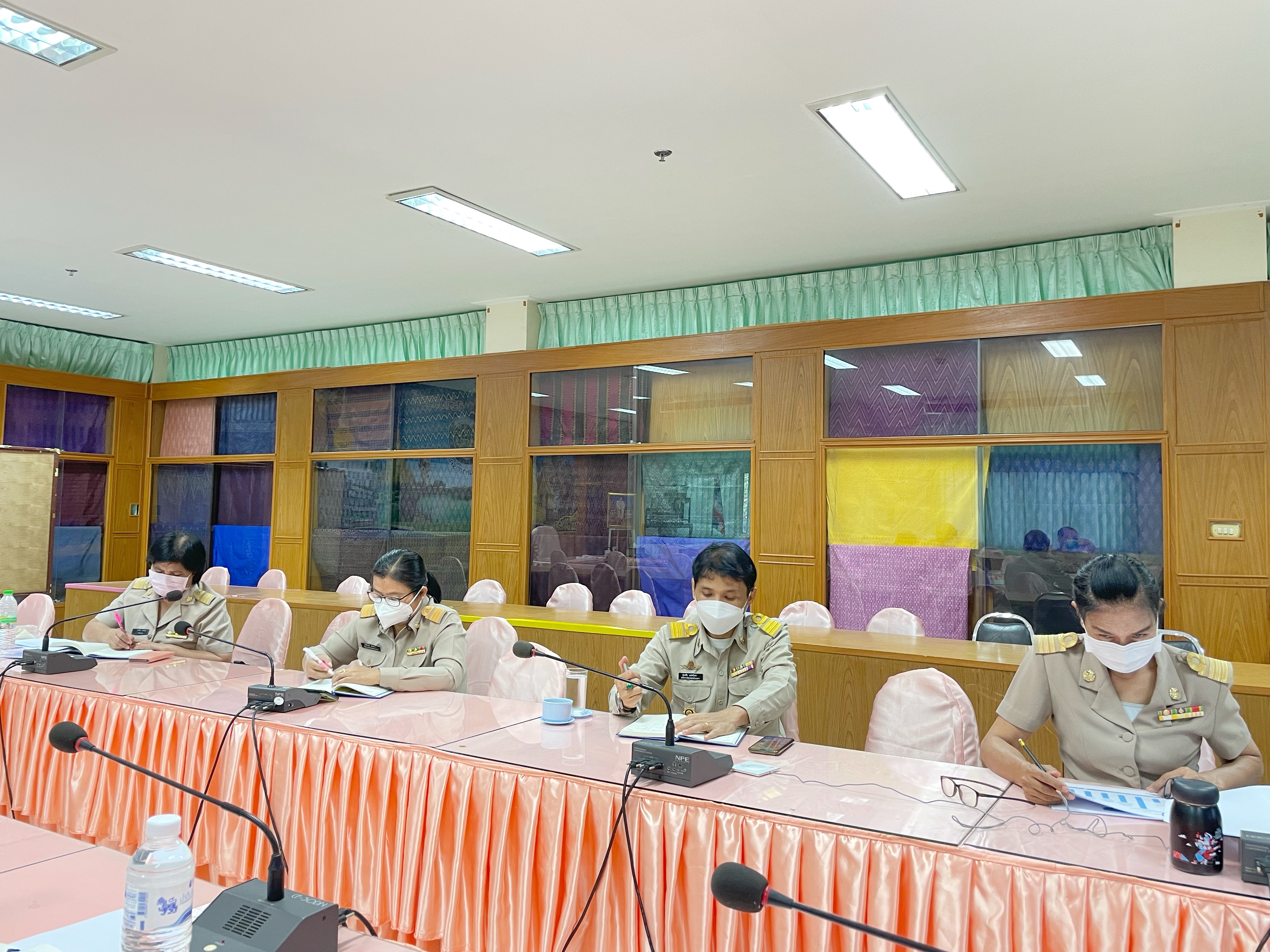พช.มหาสารคามร่วมประชุมกรมการพัฒนาชุมชน ประจำเดือนพฤษภาคม 2565 ผ่านระบบการประชุมทางไกล(Video Conference)