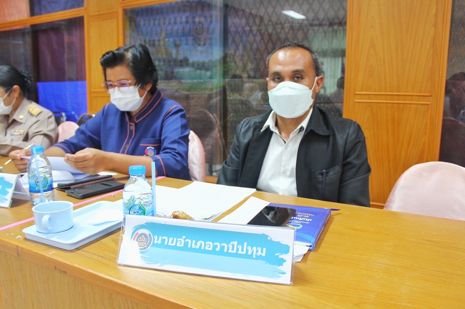 รองผู้ว่าราชการจังหวัดมหาสารคาม “ประชุมคณะทำงานรับผิดชอบตามมิติของปัญหาการขจัดความยากจนและพัฒนาคนทุกช่วงวัยอย่างยั่งยืน ตามหลักปรัชญาของเศรษฐกิจพอเพียงจังหวัดมหาสารคาม” (มิติปัญหาด้านสุขภาพ มิติด้านการศึกษา  และมิติด้านการเข้าถึงบริการภาครัฐ)