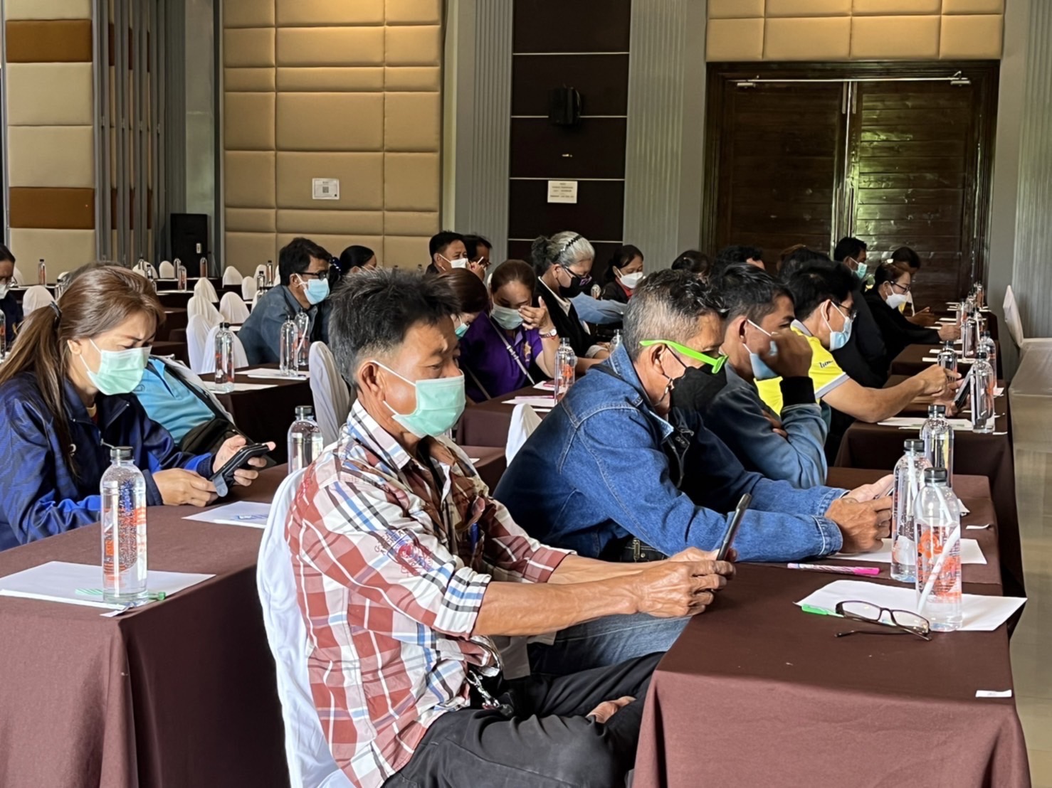 พช.มหาสารคามร่วมประชุมส่งเสริมวินัยการออมกับ กอช. ในระดับพื้นที่และการอบรมตัวแทน กอช. ประจำหมู่บ้าน ครั้งที่1/2565 ณ จังหวัดมหาสารคาม