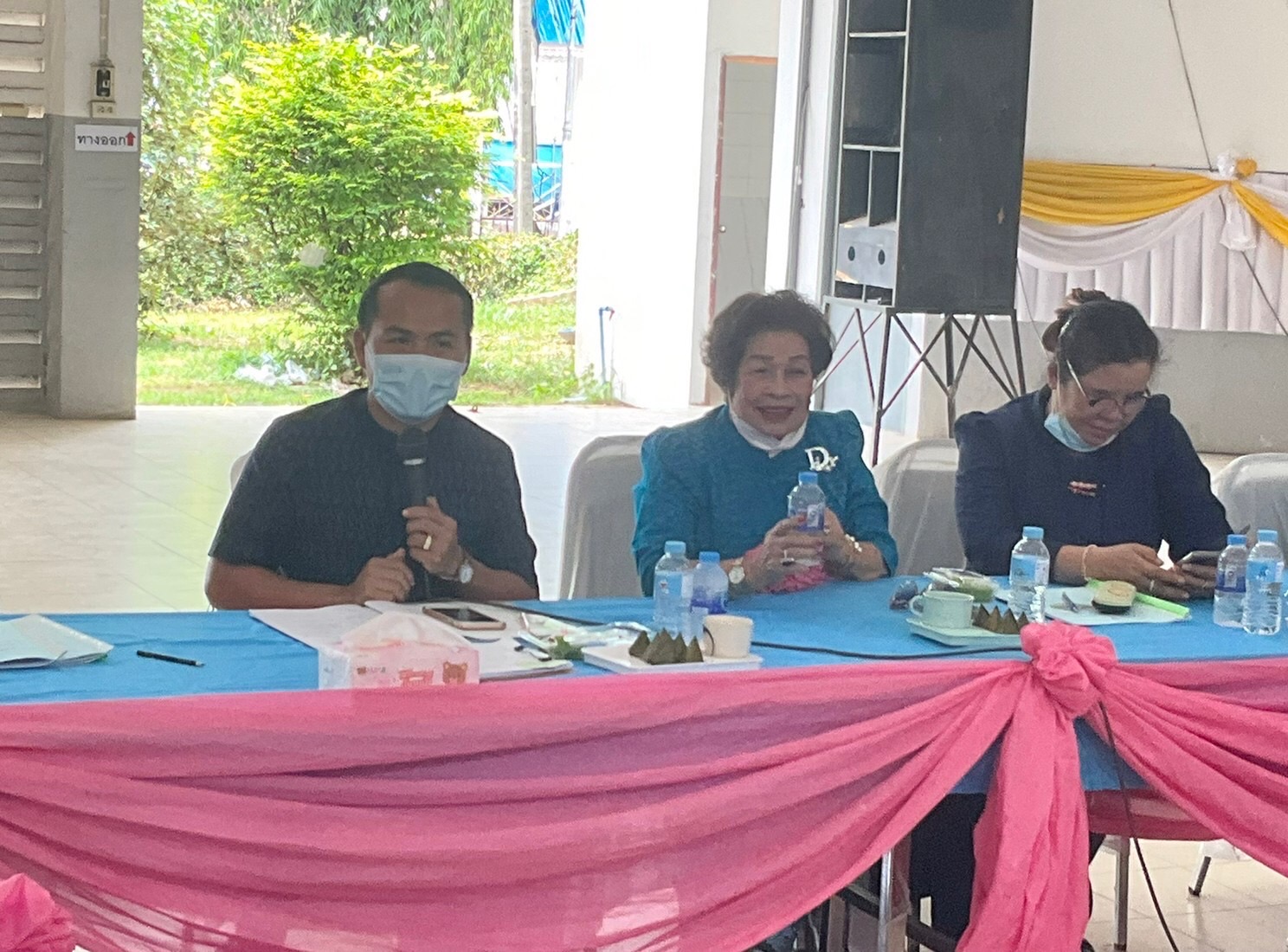 พช.มหาสารคาม คัดเลือกคนกองทุนพัฒนาบทบาทสตรีดีเด่นระดับจังหวัด ตามโครงการเชิดชูเกียรติคนกองทุนพัฒนาบทบาทสตรี ประจำปี 2565 ณ อำเภอกันทรวิชัย จังหวัดมหาสารคาม