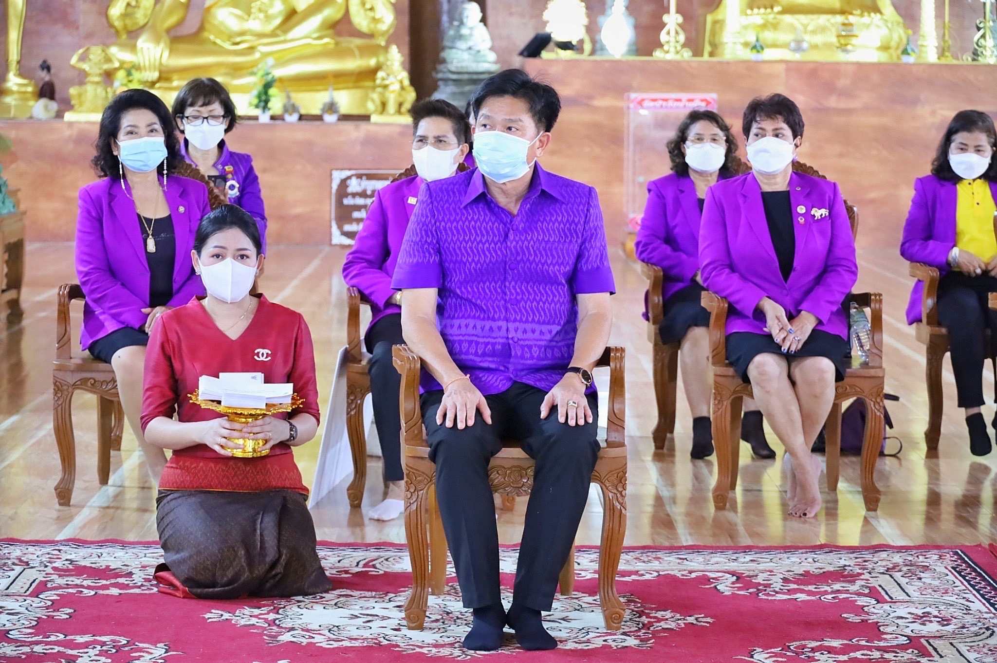 ผู้ว่าราชการจังหวัดมหาสารคาม มอบใบประกาศเกียติคุณ แด่คุณพระครูภาวนาชยานุสิฐ (พระอาจารย์สุริยันต์โฆษะปัญโญ)