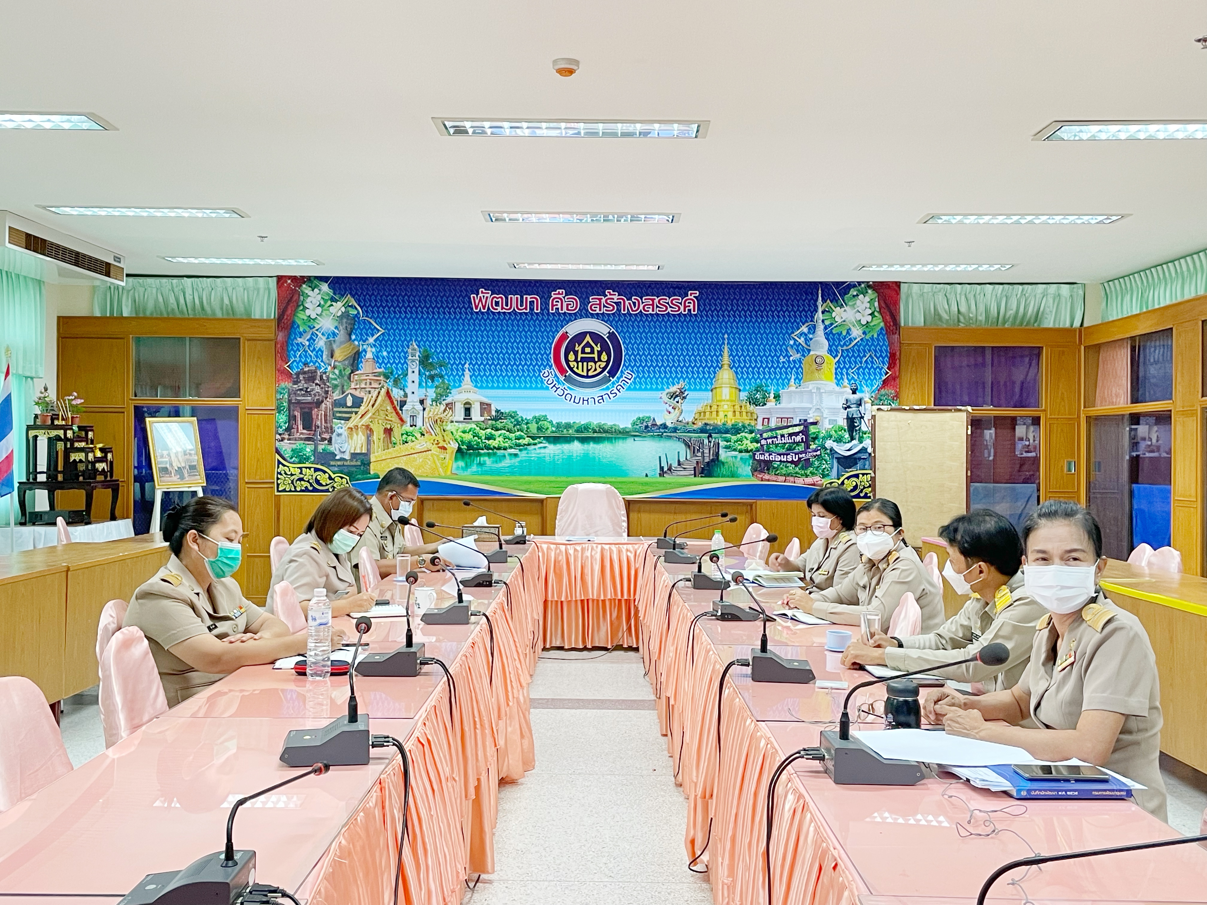 พช.มหาสารคามร่วมประชุมกรมการพัฒนาชุมชน ประจำเดือนพฤษภาคม 2565 ผ่านระบบการประชุมทางไกล(Video Conference)