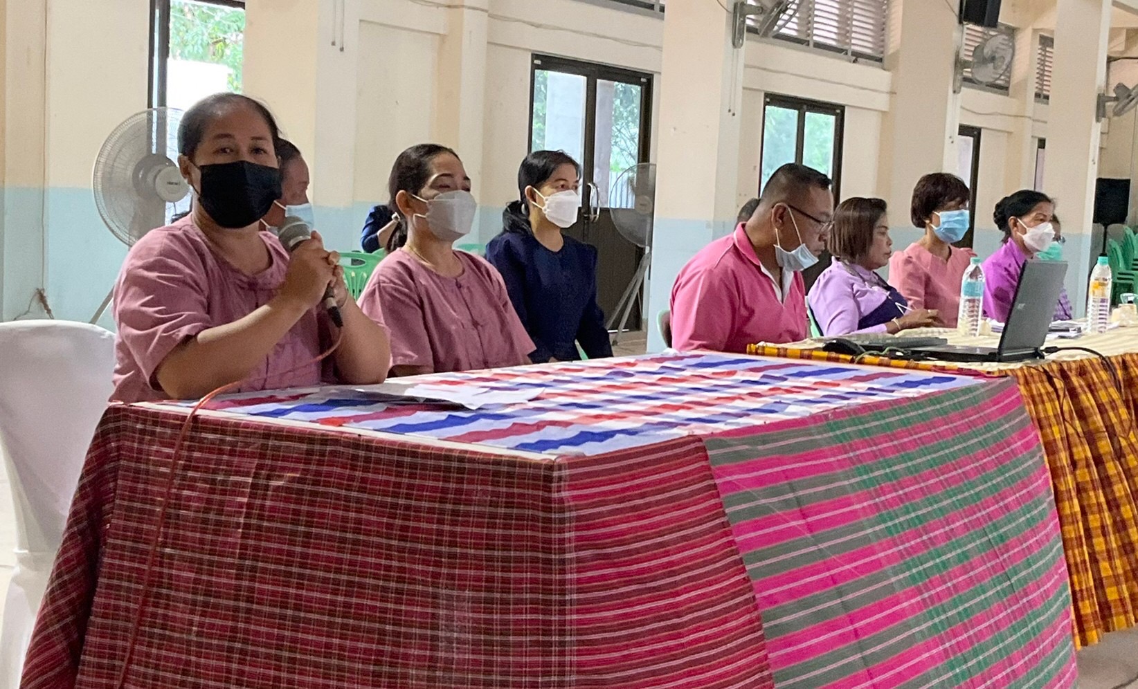 พช.มหาสารคาม คัดเลือกคนกองทุนพัฒนาบทบาทสตรีดีเด่นระดับจังหวัด ตามโครงการเชิดชูเกียรติคนกองทุนพัฒนาบทบาทสตรี ประจำปี 2565 ณ อำเภอโกสุมพิสัย จังหวัดมหาสารคาม