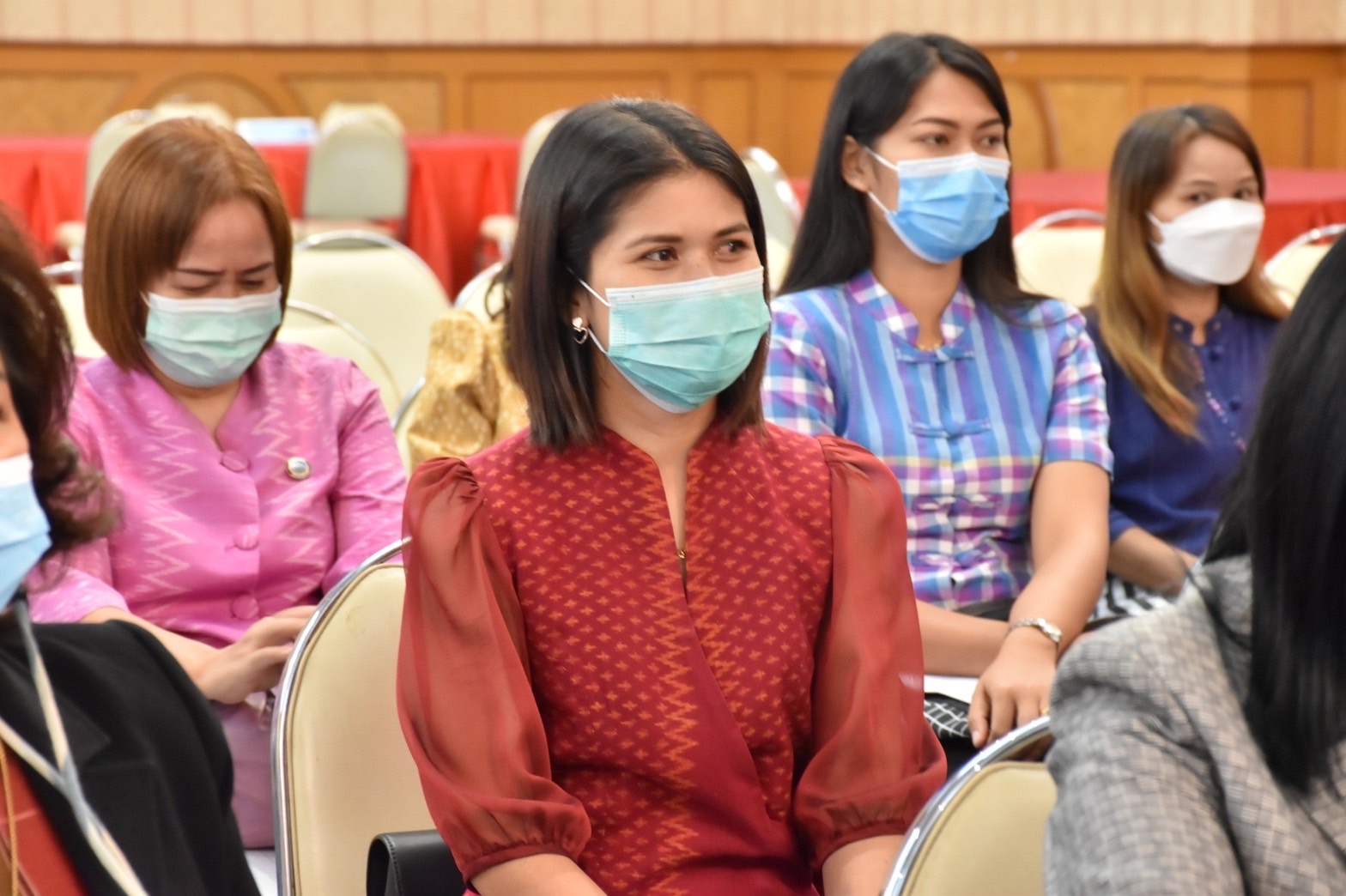 พช.มหาสารคาม จัดประชุมชี้แจงกรอบแนวทางหลักเกณฑ์การคัดสรรสุดยอดหนึ่งตำบล หนึ่งผลิตภัณฑ์ไทย ปี พ.ศ. 2565 (OTOP Product Champion : OPC) จังหวัดมหาสารคาม
