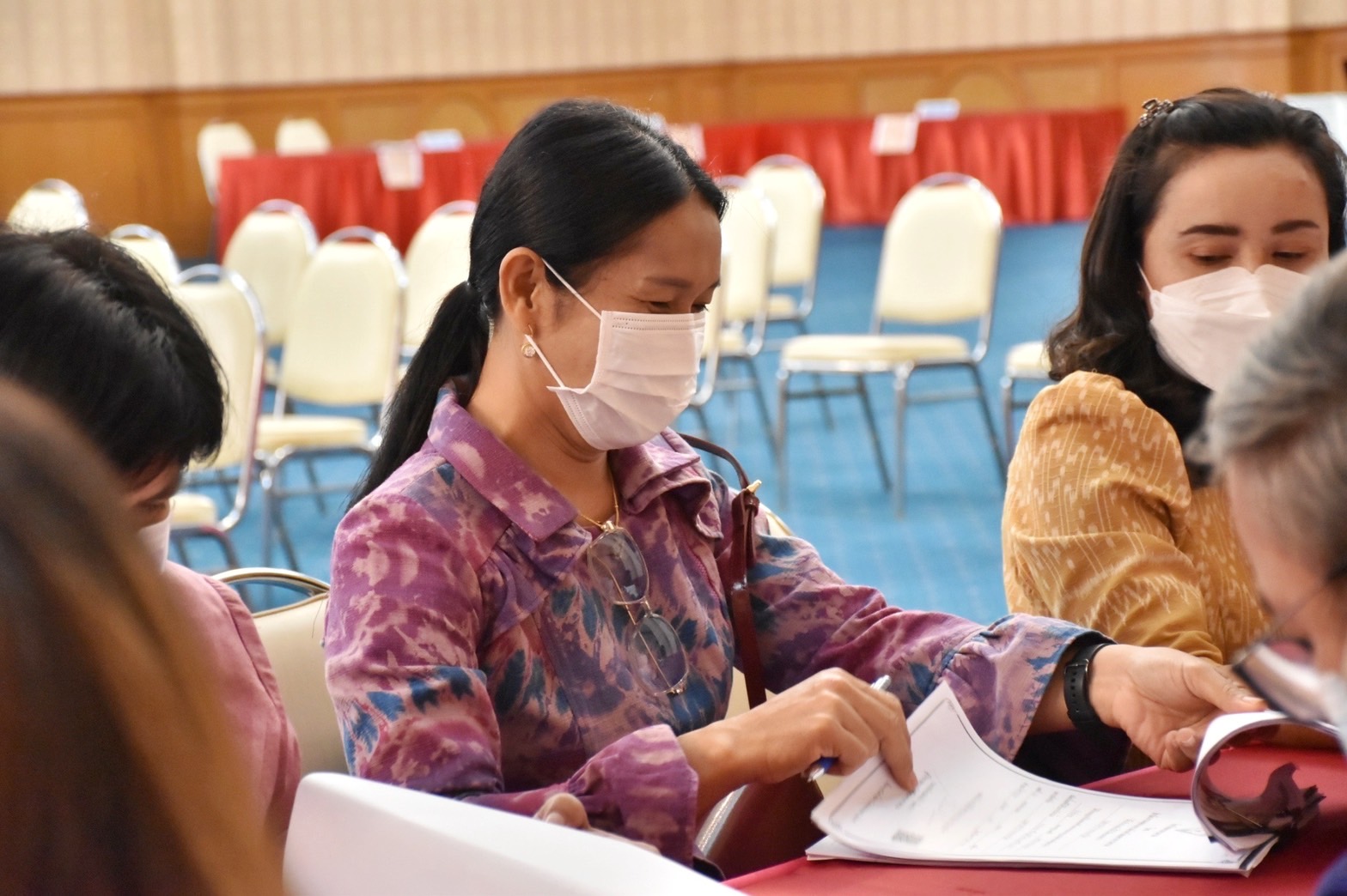 พช.มหาสารคาม จัดประชุมชี้แจงกรอบแนวทางหลักเกณฑ์การคัดสรรสุดยอดหนึ่งตำบล หนึ่งผลิตภัณฑ์ไทย ปี พ.ศ. 2565 (OTOP Product Champion : OPC) จังหวัดมหาสารคาม