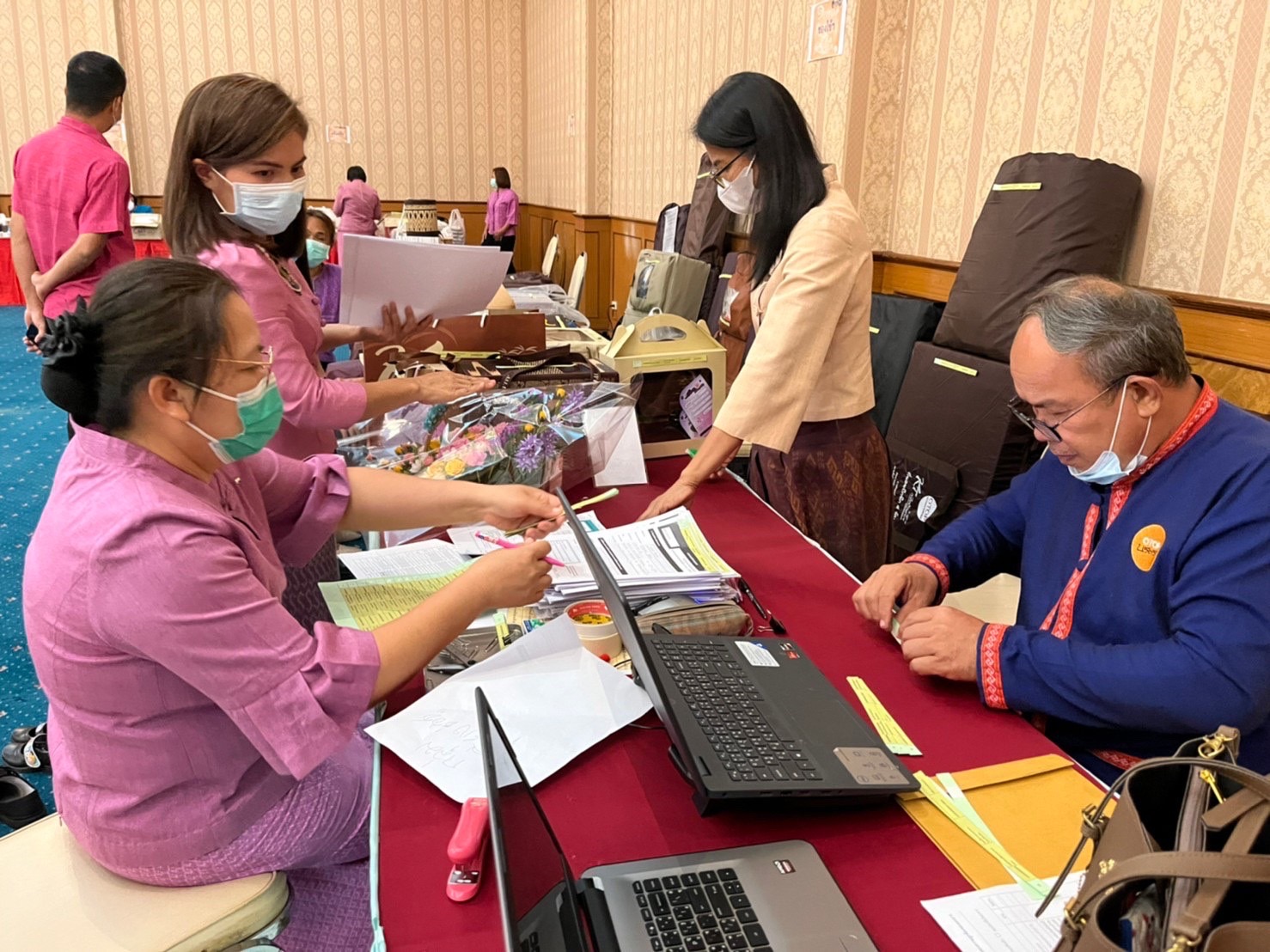 พช.มหาสารคาม จัดประชุมชี้แจงกรอบแนวทางหลักเกณฑ์การคัดสรรสุดยอดหนึ่งตำบล หนึ่งผลิตภัณฑ์ไทย ปี พ.ศ. 2565 (OTOP Product Champion : OPC) จังหวัดมหาสารคาม