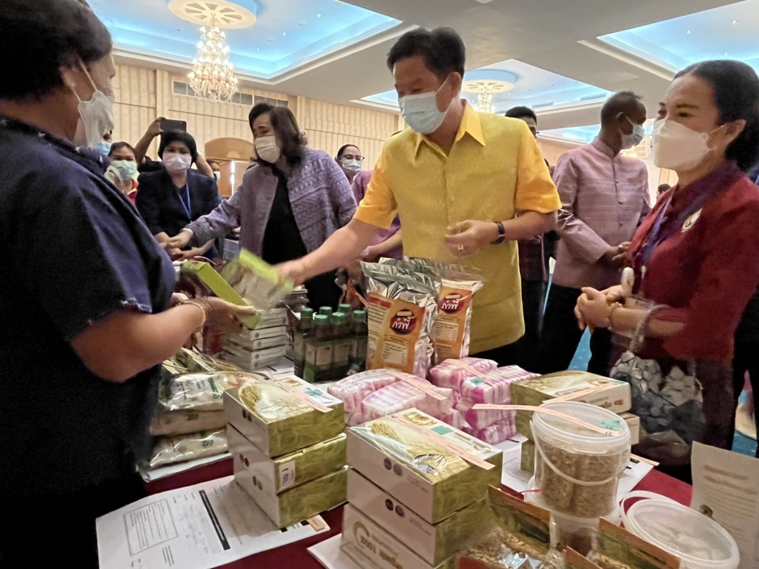 พช.มหาสารคาม จัดโครงการคัดสรรสุดยอดหนึ่งตำบล หนึ่งผลิตภัณฑ์ไทย ปี พ.ศ. 2565 (OTOP Product Champion : OPC) จังหวัดมหาสารคาม