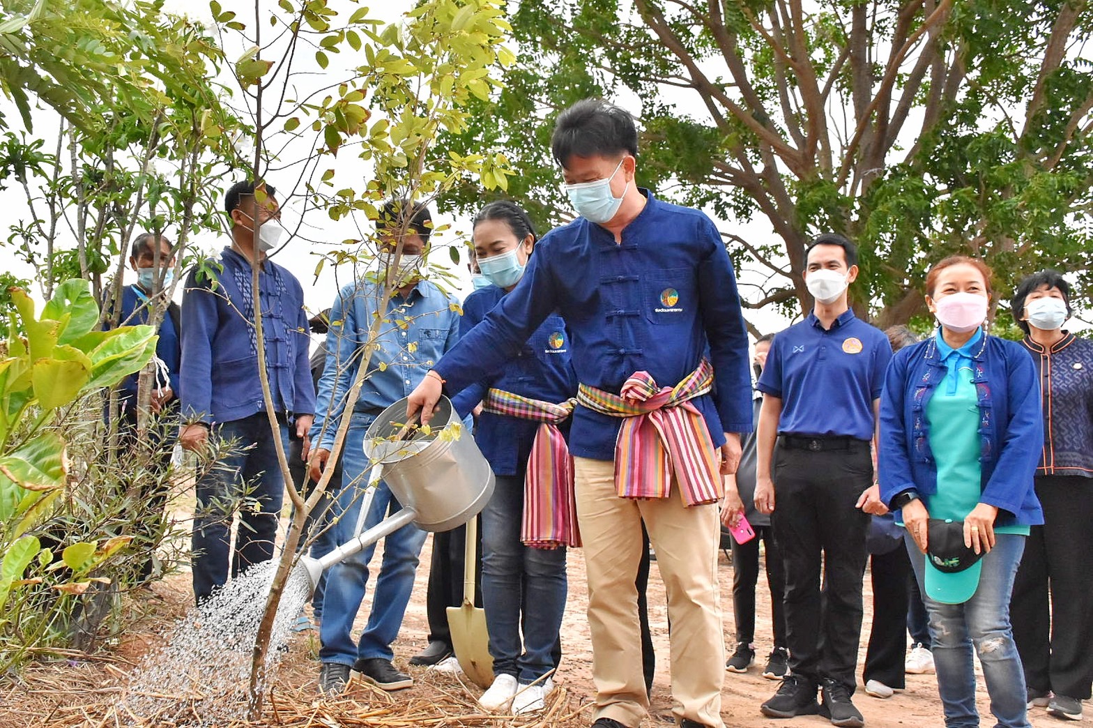 ผู้ว่าฯ มหาสารคาม นำทีมลงพื้นที่แปลง โคก หนอง นา พัฒนาชุมชน ครัวเรือนต้นแบบ อำเภอกันทรวิชัย