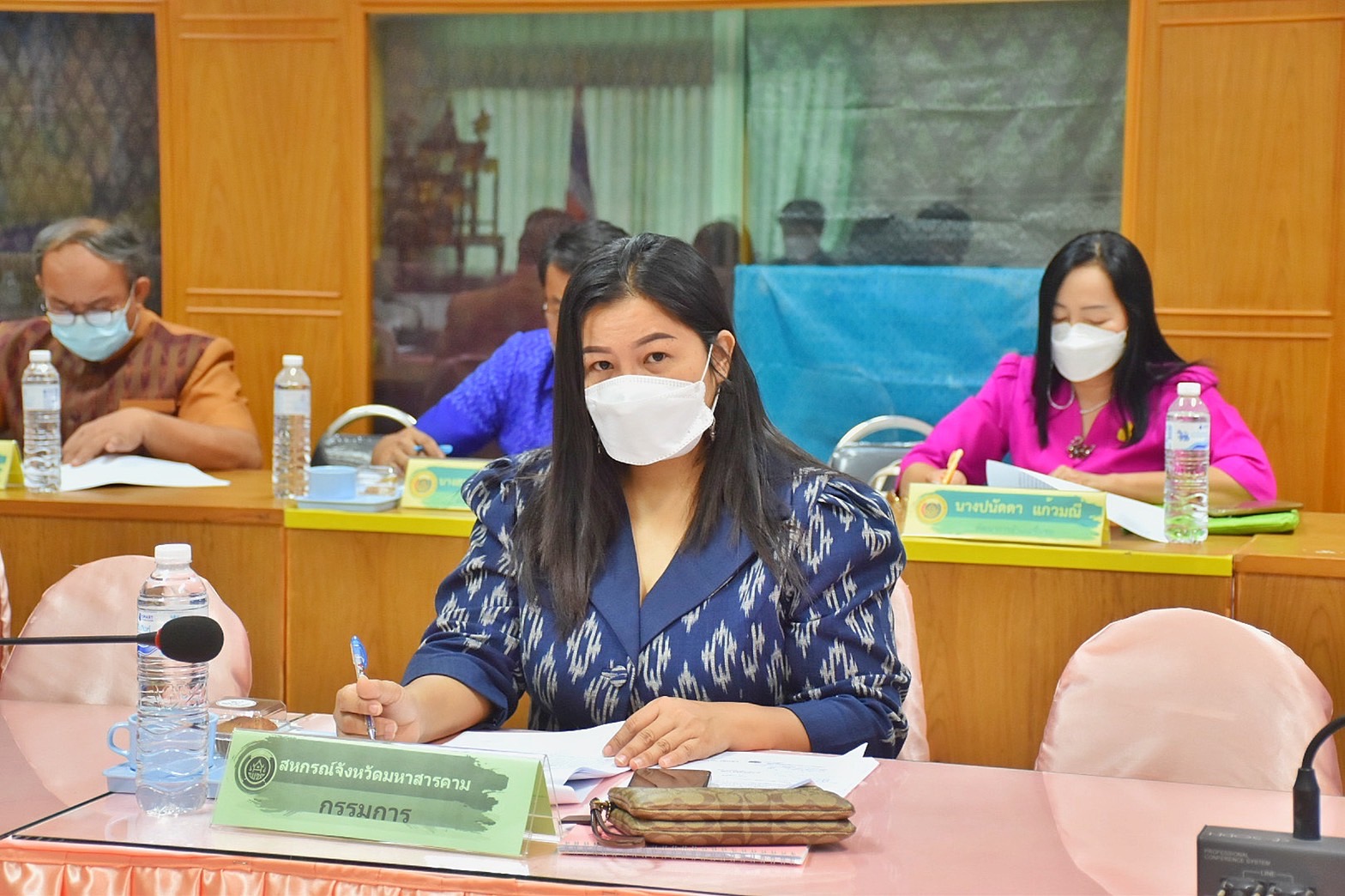 พช.มหาสารคาม ประชุมเข้มเพื่อชี้แจงกรอบแนวทาง หลักเกณฑ์เข้าคัดสรรสุดยอดหนึ่งตำบล หนึ่งผลิตภัณฑ์ไทย ปี พ.ศ. 2565 (OTOP Product Champion : OPC) จังหวัดมหาสารคาม
