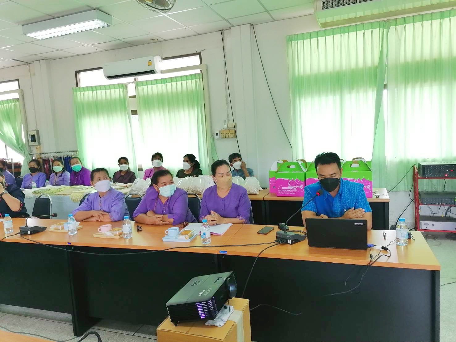 พช.มหาสารคาม คัดเลือกคนกองทุนพัฒนาบทบาทสตรีดีเด่นระดับจังหวัด ตามโครงการเชิดชูเกียรติคนกองทุนพัฒนาบทบาทสตรี ประจำปี 2565 ณ อำเภอบรบือ และ อำเภอนาเชือก จังหวัดมหาสารคาม