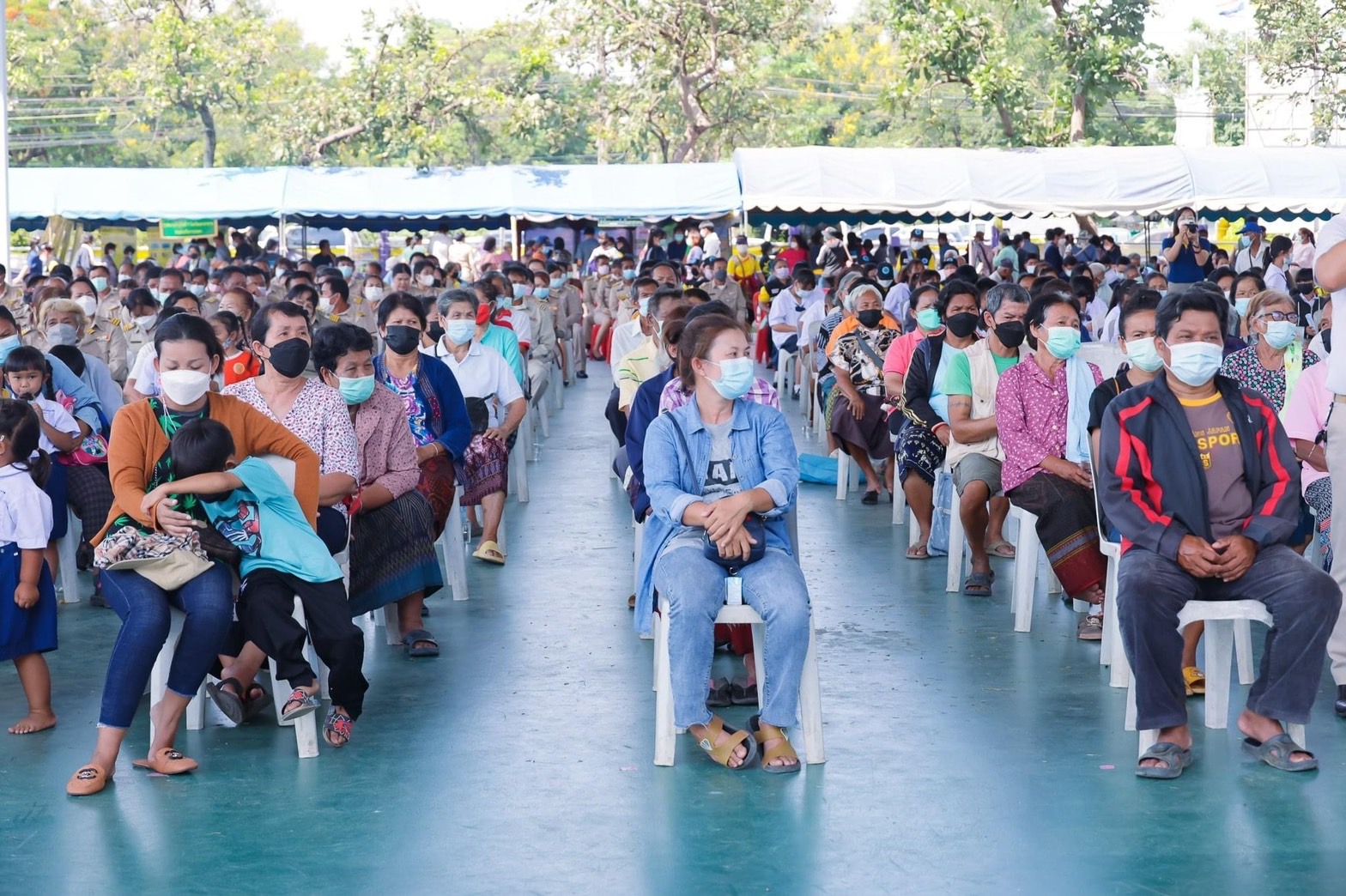 พช.มหาสารคาม ร่วมโครงการปกป้องและเชิดชูสถาบันพระมหากษัตริย์ และหน่วยบำบัดทุกข์ บำรุงสุข สร้างรอยยิ้มให้ประชาชน จ.มหาสารคาม (จังหวัดเคลื่อนที่ ) ประจำเดือน พ.ค.2565
