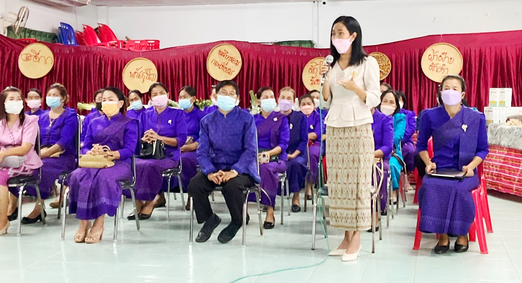 พช.มหาสารคาม คัดเลือกคนกองทุนพัฒนาบทบาทสตรีดีเด่นระดับจังหวัด ตามโครงการเชิดชูเกียรติคนกองทุนพัฒนาบทบาทสตรี ประจำปี 2565 ณ อำเภอเชียงยืน จังหวัดมหาสารคาม