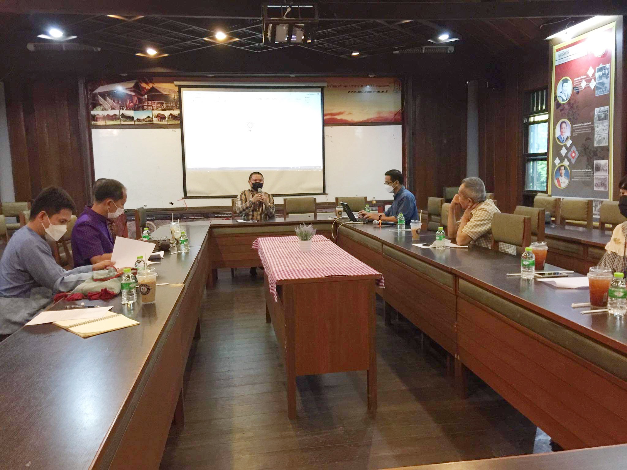 รองผู้ว่าราชการจังหวัดมหาสารคามประชุมหารือการจัดงาน “ไหมเมืองแม่”ภูษาศิลป์ จากท้องถิ่นสู่สากล