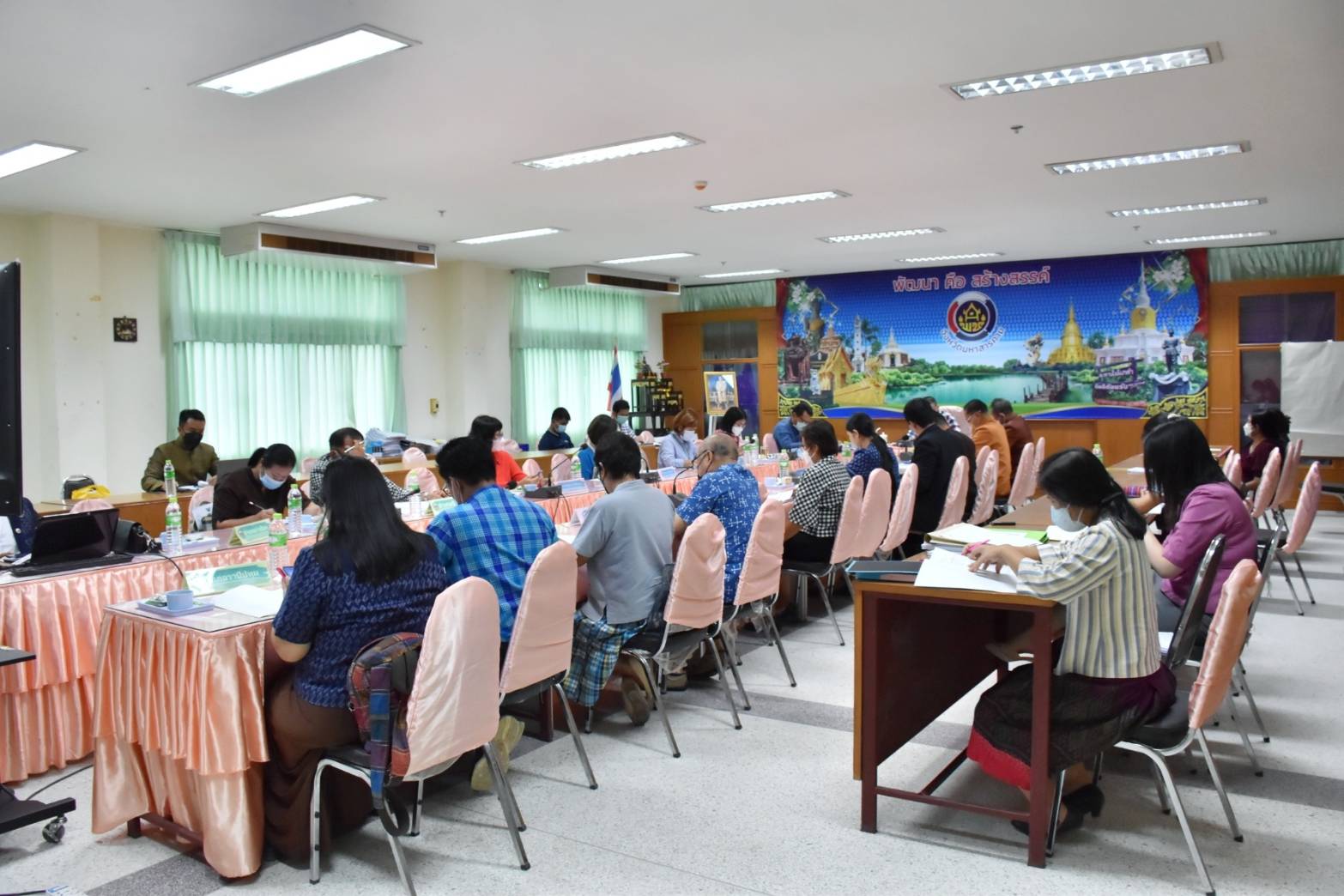 ??คณะอนุกรรมการบริหารกองทุนพัฒนาบทบาทสตรีระดับจังหวัดมหาสารคาม (อกส.จ.) จัดประชุมครั้งที่ 4/2565