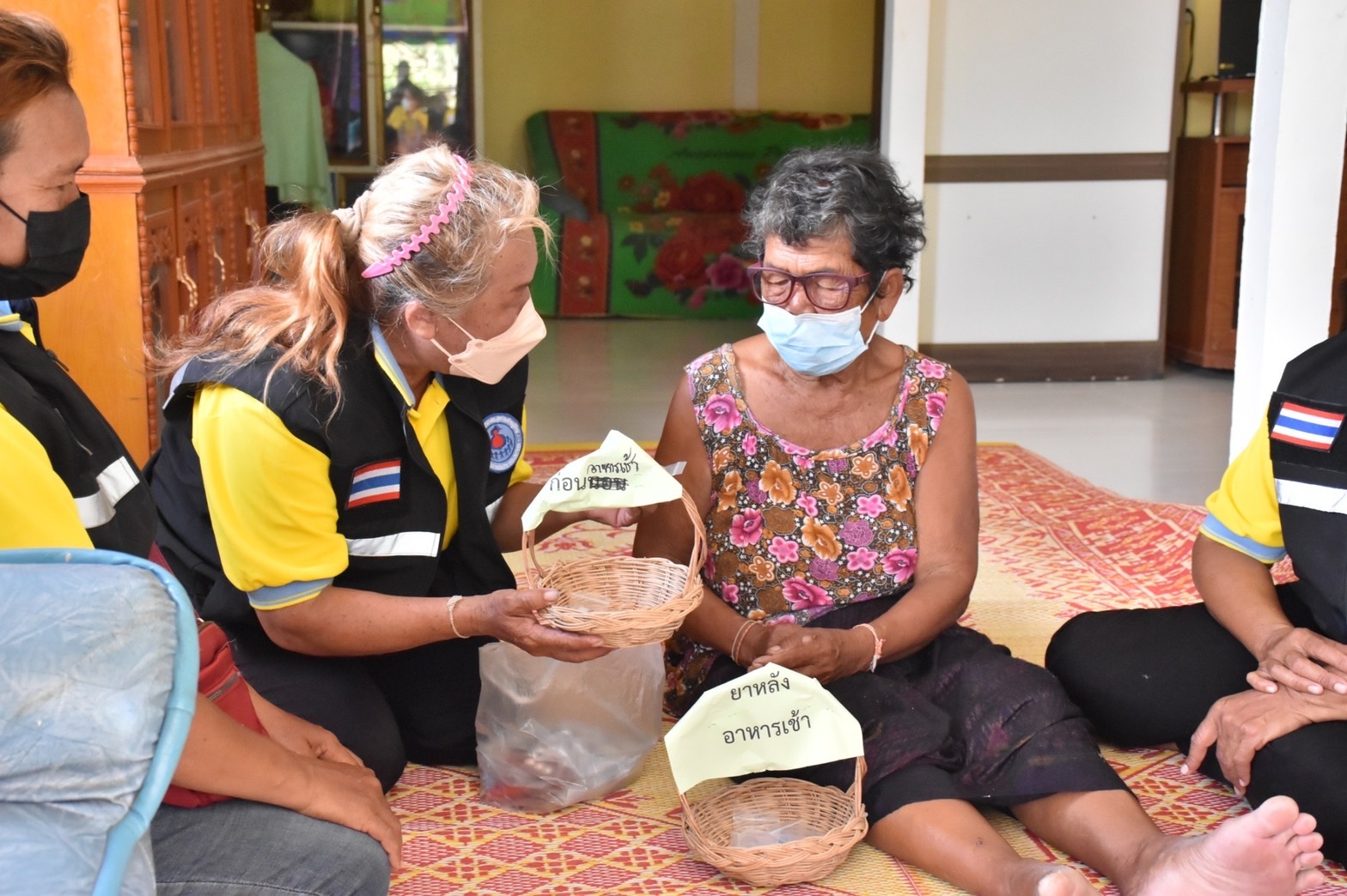 พช.มหาสารคาม ร่วมกับทีม ศจพ.อ.บรบือ ลงพื้นที่ติดตามการขจัดความยากจนและพัฒนาคนทุกช่วงวัยอย่างยั่งยืนตามหลักปรัชญาของเศรษฐกิจพอเพียง (ศจพ.) ในระดับพื้นที่ตำบลบ่อใหญ่