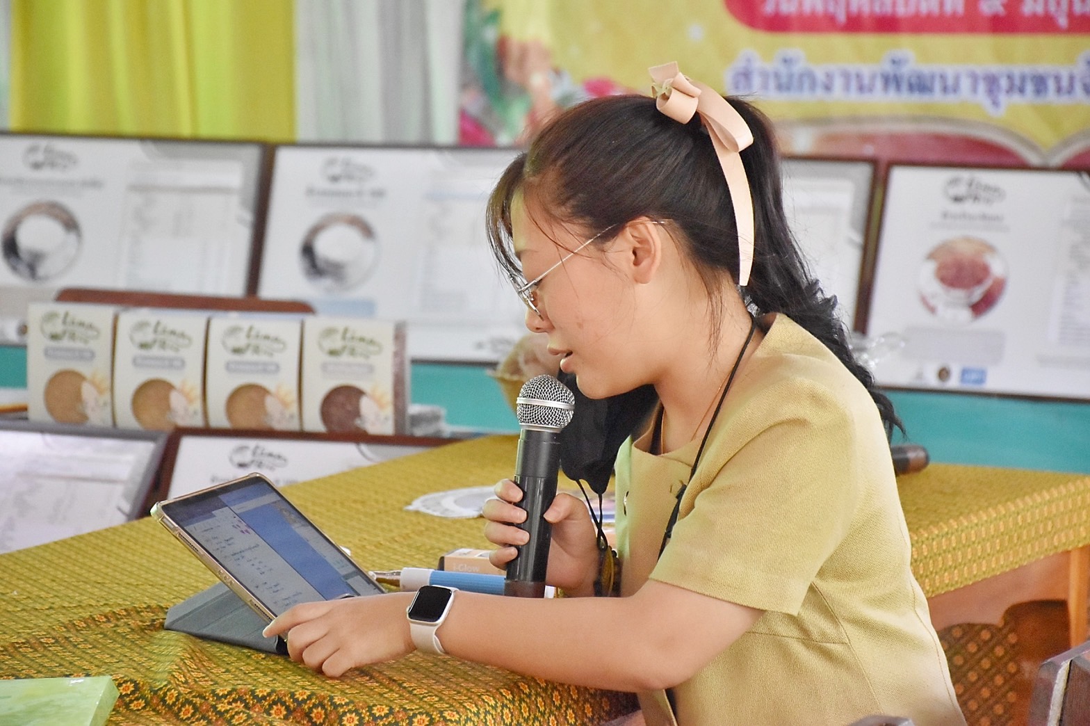 ศูนย์ผู้นำจิตอาสาพัฒนาชุมชนจังหวัดมหาสารคาม (ศูนย์เรียนรู้นวัตกรรมปลาบู่บ้านพลังปัญญา ต.หนองแสง อ.วาปีปทุม) เข้าร่วมกิจกรรมการประกวดผู้นำจิตอาสาพัฒนาชุมชนดีเด่น ระดับเขตตรวจราชการ
