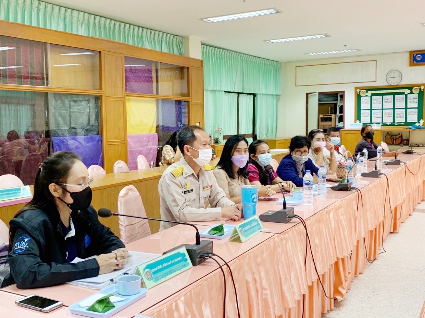 พช.มหาสารคาม ประชุมติดตามประเมินผลโครงการยกระดับศักยภาพเกษตรกรรุ่นใหม่ และผู้ประกอบการ/วิสาหกิจชุมชน ในการผลิตสินค้าชุมชน กิจกรรม พัฒนาศักยภาพผู้ประกอบการสู่ยุค 4.0