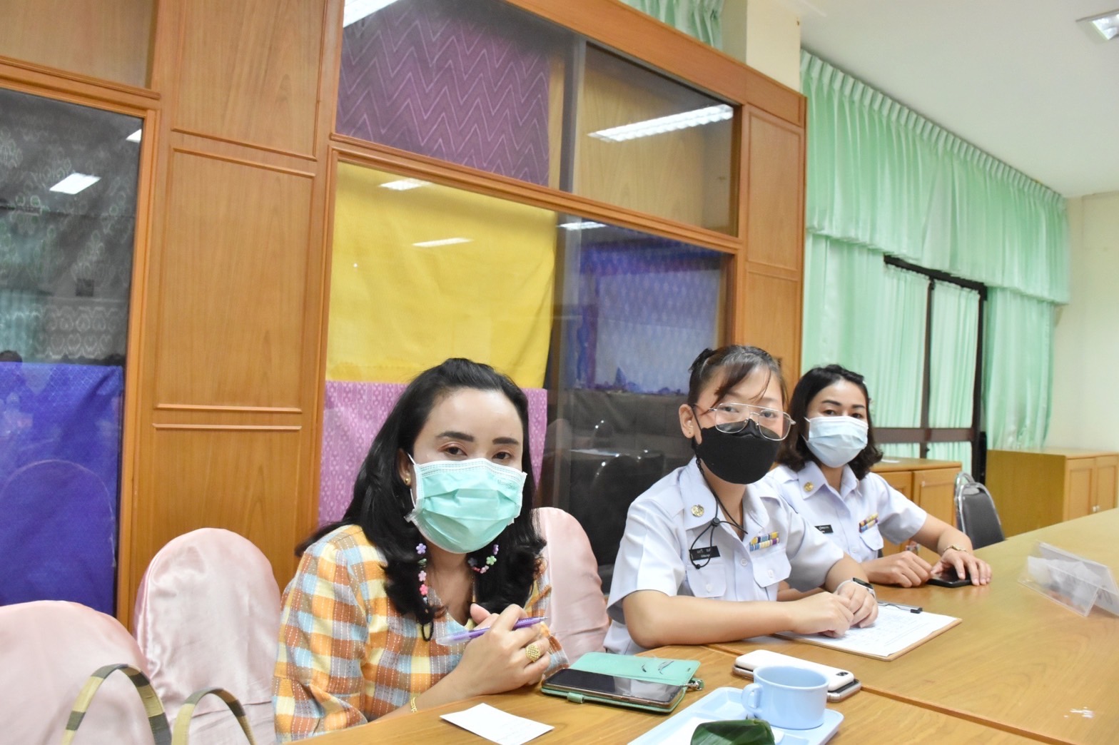 พช.มหาสารคาม ประชุมติดตามประเมินผลโครงการยกระดับศักยภาพเกษตรกรรุ่นใหม่ และผู้ประกอบการ/วิสาหกิจชุมชน ในการผลิตสินค้าชุมชน กิจกรรม พัฒนาศักยภาพผู้ประกอบการสู่ยุค 4.0