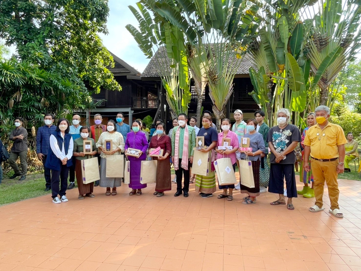 พช.มหาสารคาม ร่วมพิธีเปิดงาน”นวัตกรรมสร้างสรรค์ มหาสาร คราฟท์”