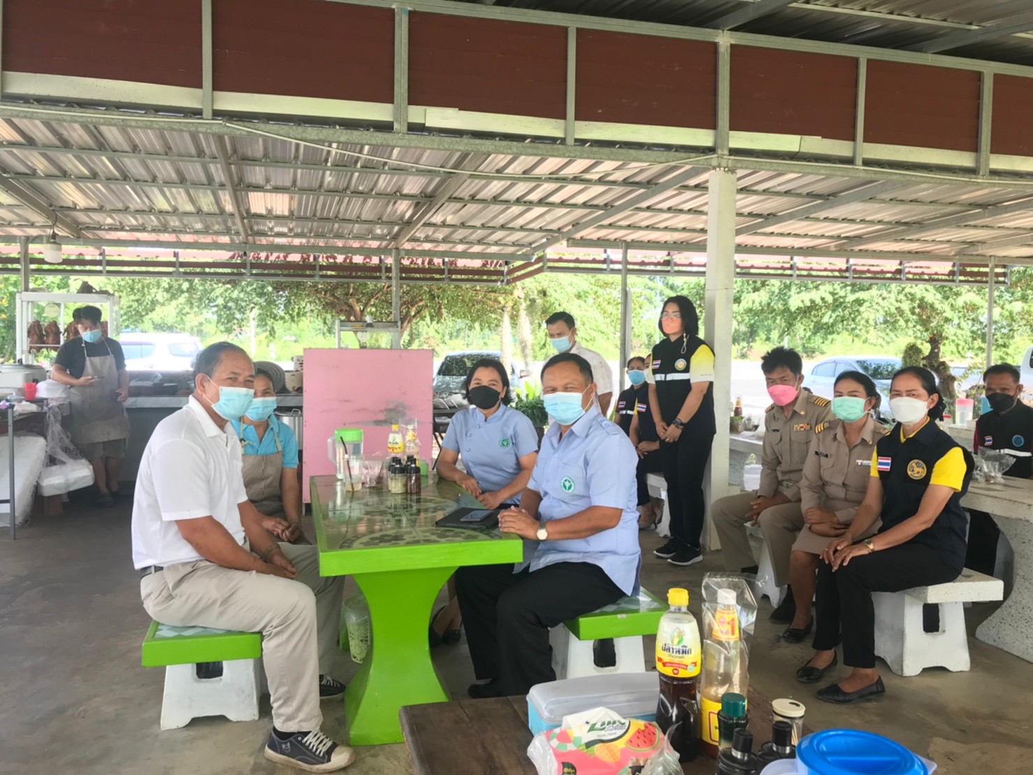 พช.มหาสารคาม ร่วมกับทีม ศจพ.อ.วาปีปทุม ลงพื้นที่ติดตามการขจัดความยากจนและพัฒนาคนทุกช่วงวัยอย่างยั่งยืนตามหลักปรัชญาของเศรษฐกิจพอเพียง (ศจพ.) ในระดับพื้นที่ตำบลหัวเรือ