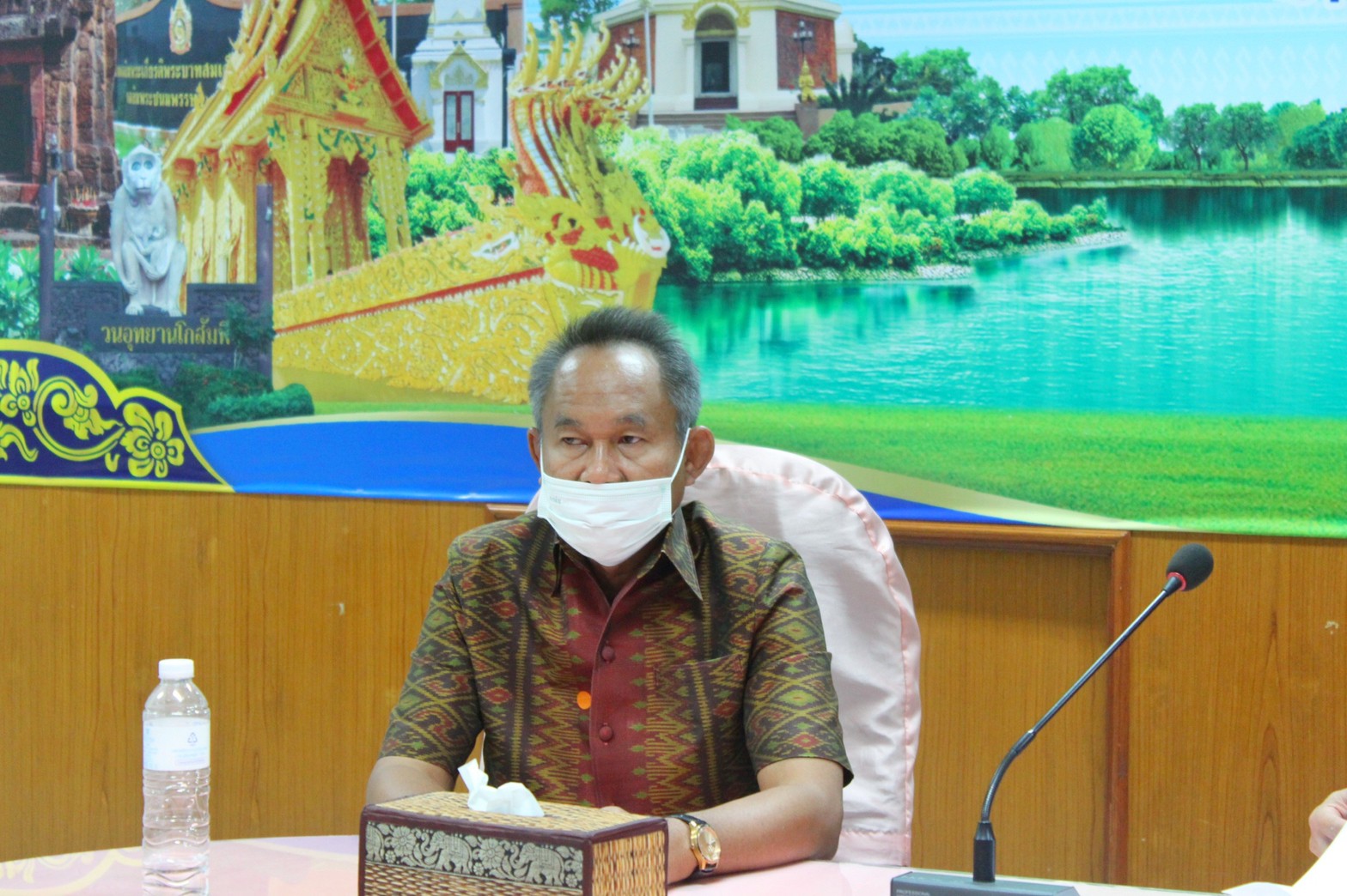 พช.มหาสารคามประชุมการจัดงานกาชาดและมหกรรมมหาสารคามเมืองแห่งสินค้าดี ก้าวสู่สากล ประจำปี ๒๕๖๕ และการประกวดผ้าลายพระราชทาน ผ้าขิดลายนารีรัตนราชกัญญา