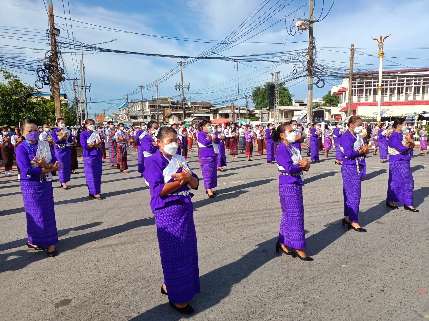 พช.มหาสารคาม “ร่วมพิธีรำเฉลิมพระเกียรติสมเด็จพระนางเจ้าสุทิดา พัชรสุธาพิมลลักษณ พระบรมราชินี เนื่องในวันเฉลิมพระชนพรรษา 44 พรรษา 3 มิถุนายน 2565”