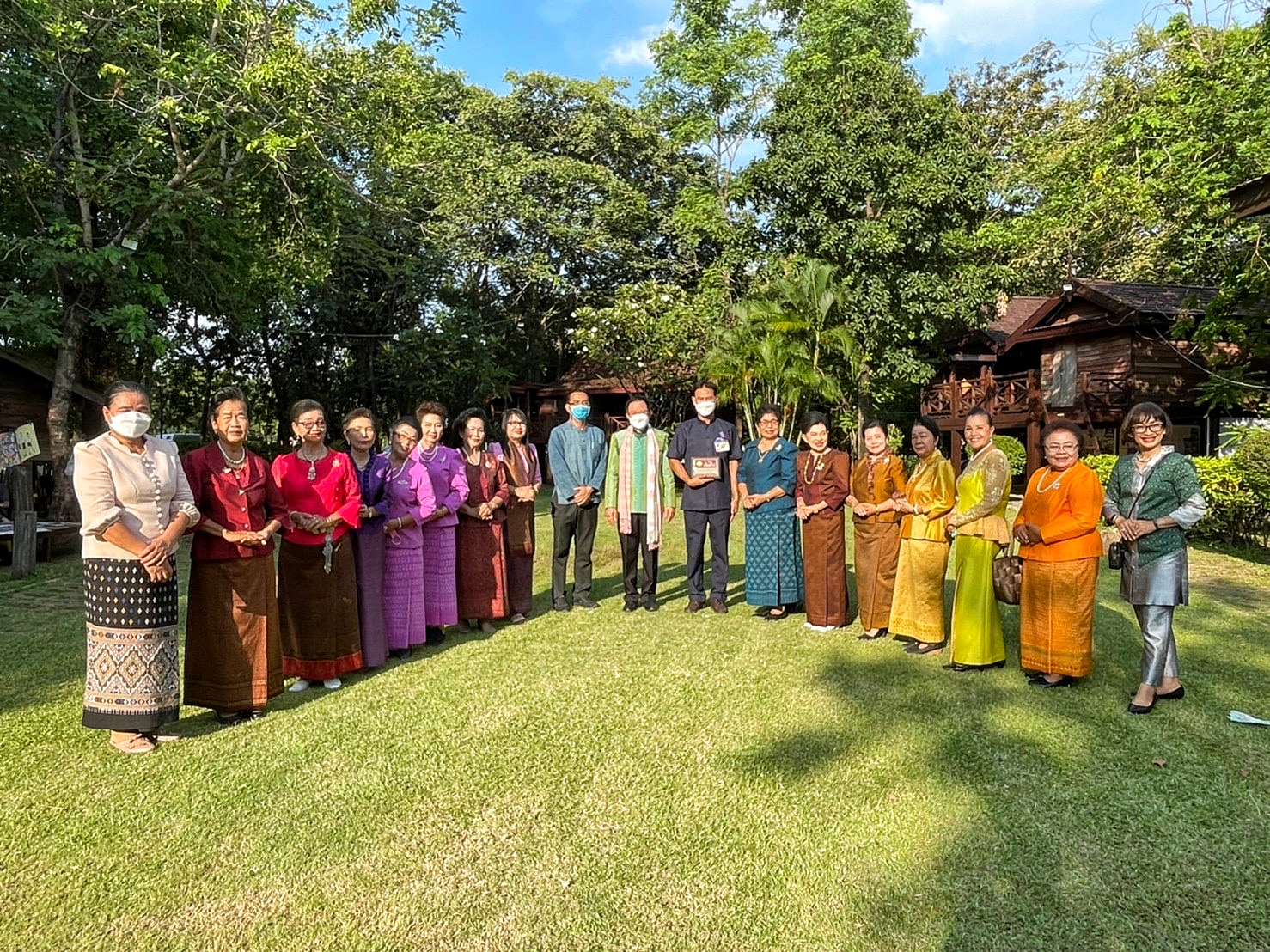 พช.มหาสารคาม ร่วมพิธีเปิดงาน”นวัตกรรมสร้างสรรค์ มหาสาร คราฟท์”
