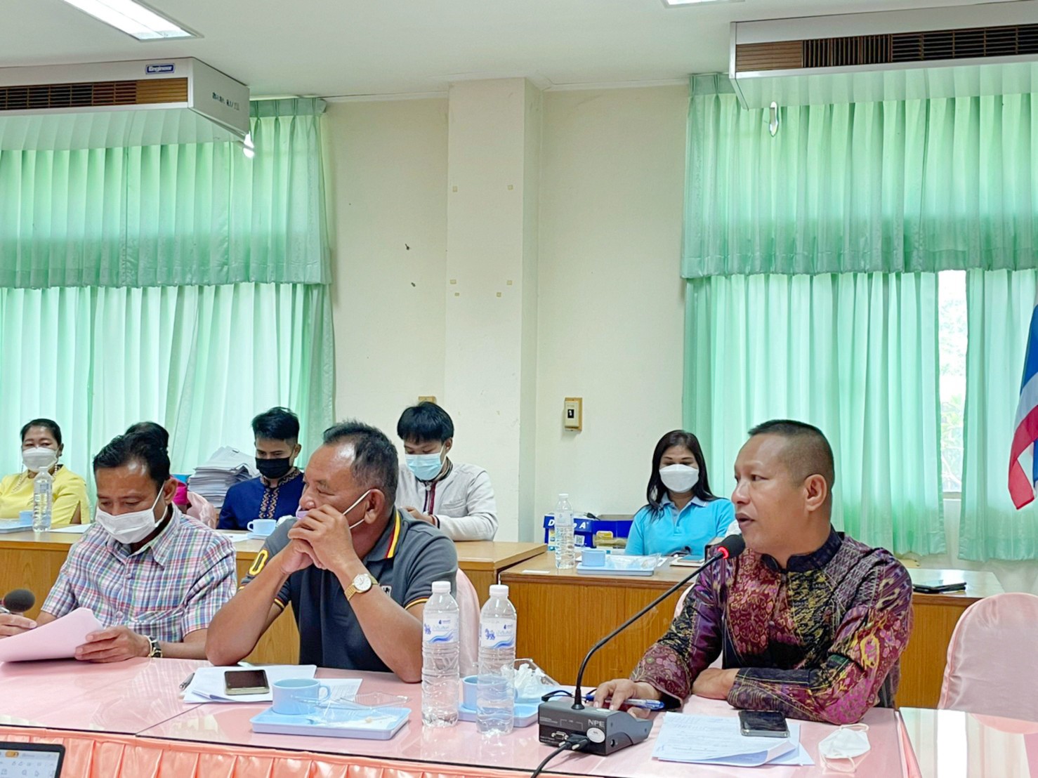 พช.มหาสารคามประชุมการจัดงานกาชาดและมหกรรมมหาสารคามเมืองแห่งสินค้าดี ก้าวสู่สากล ประจำปี ๒๕๖๕ และการประกวดผ้าลายพระราชทาน ผ้าขิดลายนารีรัตนราชกัญญา