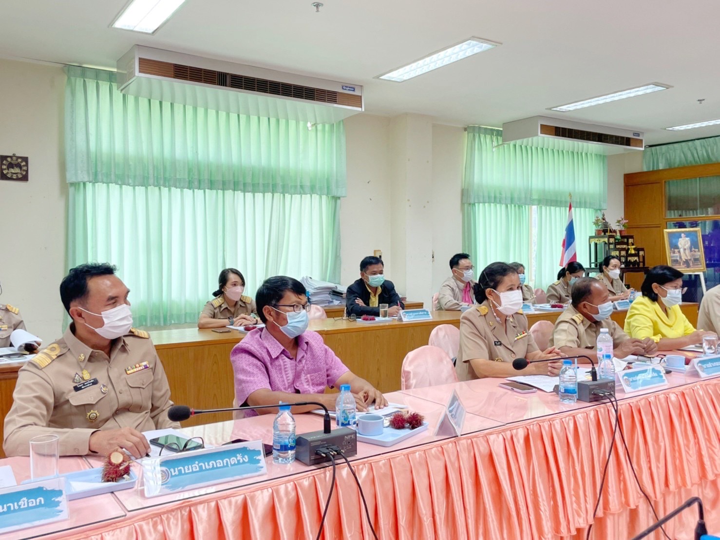 รองผู้ว่าราชการจังหวัดมหาสารคาม “ประชุมคณะทำงานรับผิดชอบตามมิติของปัญหาการขจัดความยากจนและพัฒนาคนทุกช่วงวัยอย่างยั่งยืน ตามหลักปรัชญาของเศรษฐกิจพอเพียงจังหวัดมหาสารคาม” (มิติปัญหาด้านความเป็นอยู่)