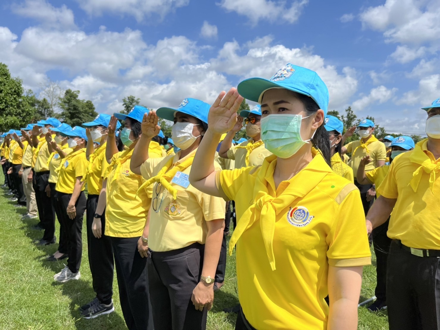 พช.มหาสารคาม ร่วมกิจกรรมจิตอาสาเฉลิมพระเกียรติสมเด็จพระนางเจ้าฯ พระบรมราชินี เนื่องในโอกาสวันเฉลิมพระชนมพรรษา 3 มิถุนายน 2565