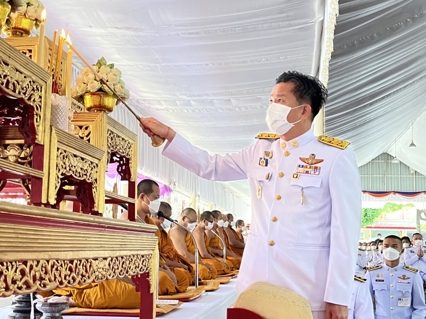 พช.มหาสารคาม ร่วมพิธีทำบุญตักบาตรถวายพระราชกุศลสมเด็จพระนางเจ้าฯ พระบรมราชินี เนื่องในโอกาสวันเฉลิมพระชนมพรรษา 3 มิถุนายน 2565