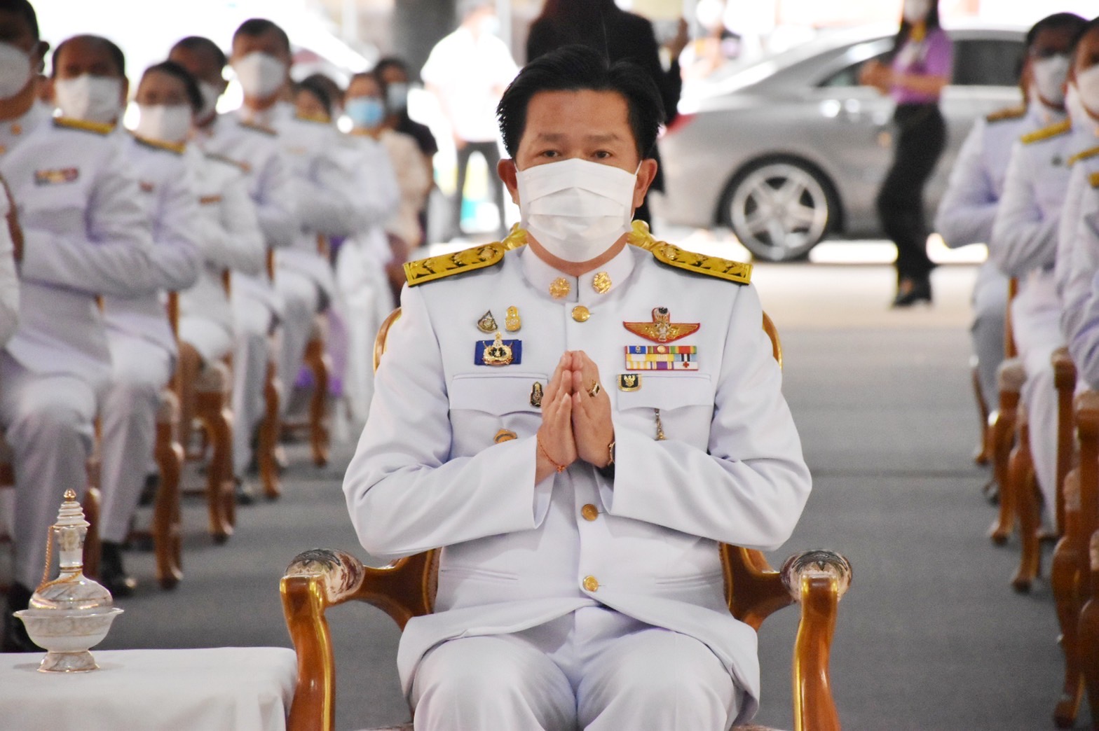 พช.มหาสารคาม ร่วมพิธีทำบุญตักบาตรถวายพระราชกุศลสมเด็จพระนางเจ้าฯ พระบรมราชินี เนื่องในโอกาสวันเฉลิมพระชนมพรรษา 3 มิถุนายน 2565