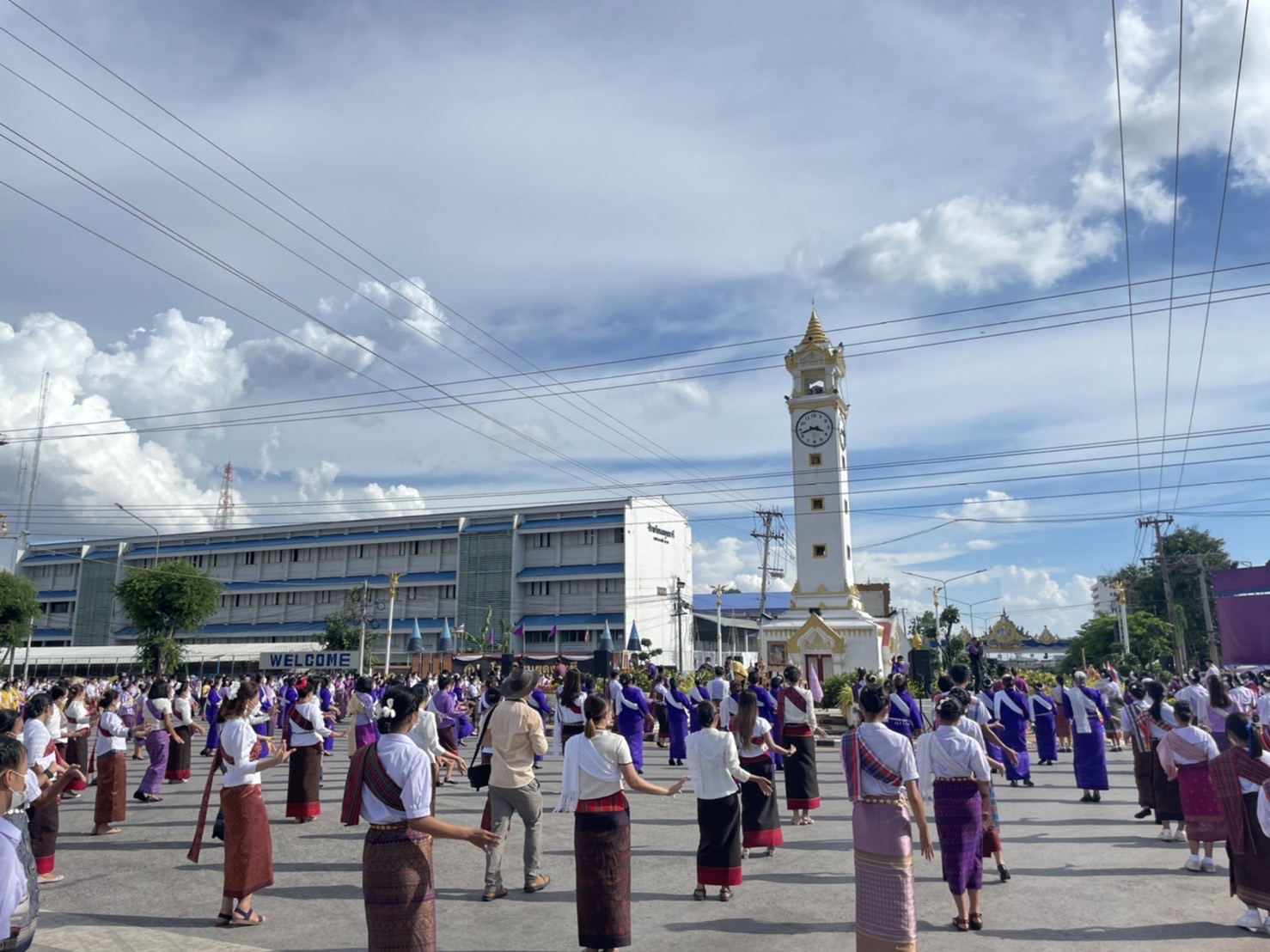 พช.มหาสารคาม “ร่วมพิธีรำเฉลิมพระเกียรติสมเด็จพระนางเจ้าสุทิดา พัชรสุธาพิมลลักษณ พระบรมราชินี เนื่องในวันเฉลิมพระชนพรรษา 44 พรรษา 3 มิถุนายน 2565”