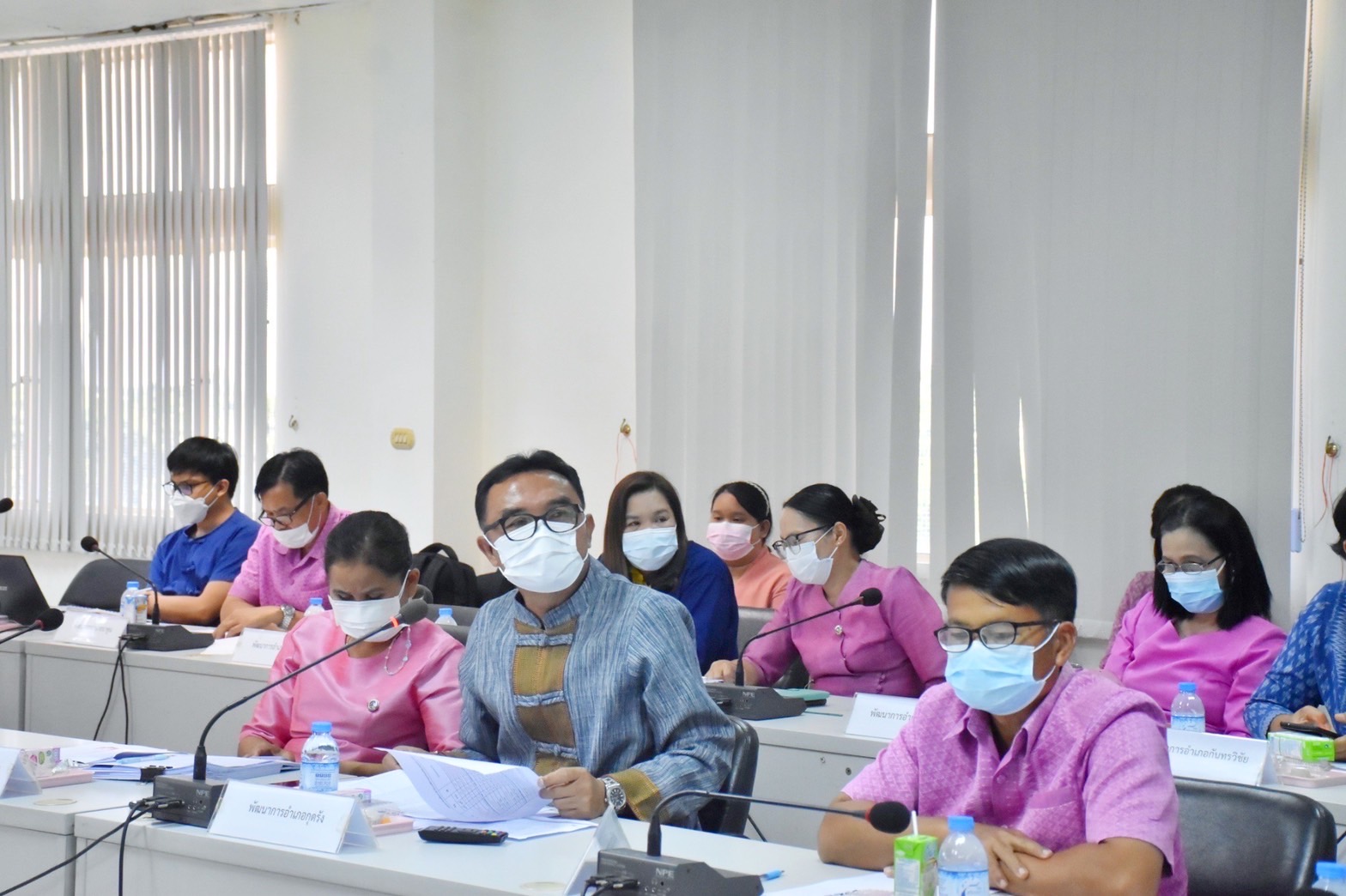 พช.มหาสารคาม ร่วมกับ สำนักงานจังหวัด เกษตรจังหวัด มหาวิทยาลัยมหาสารคาม ประชุมทีมขับเคลื่อนการดำเนินงาน ศจพ.จ.มหาสารคาม (มิติด้านรายได้)