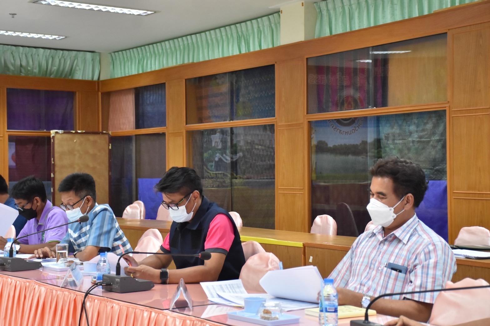 รองผู้ว่าราชการจังหวัดมหาสารคาม “ประชุมคณะทำงานรับผิดชอบตามมิติของปัญหาการขจัดความยากจนและพัฒนาคนทุกช่วงวัยอย่างยั่งยืน ตามหลักปรัชญาของเศรษฐกิจพอเพียงจังหวัดมหาสารคาม” (มิติปัญหาด้านรายได้)