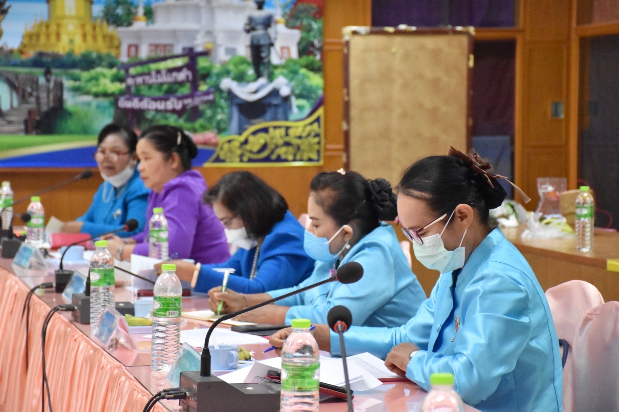คณะทำงานขับเคลื่อนกองทุนพัฒนาบทบาทสตรีจังหวัดมหาสารคาม จัดประชุมครั้งที่ 4/2565