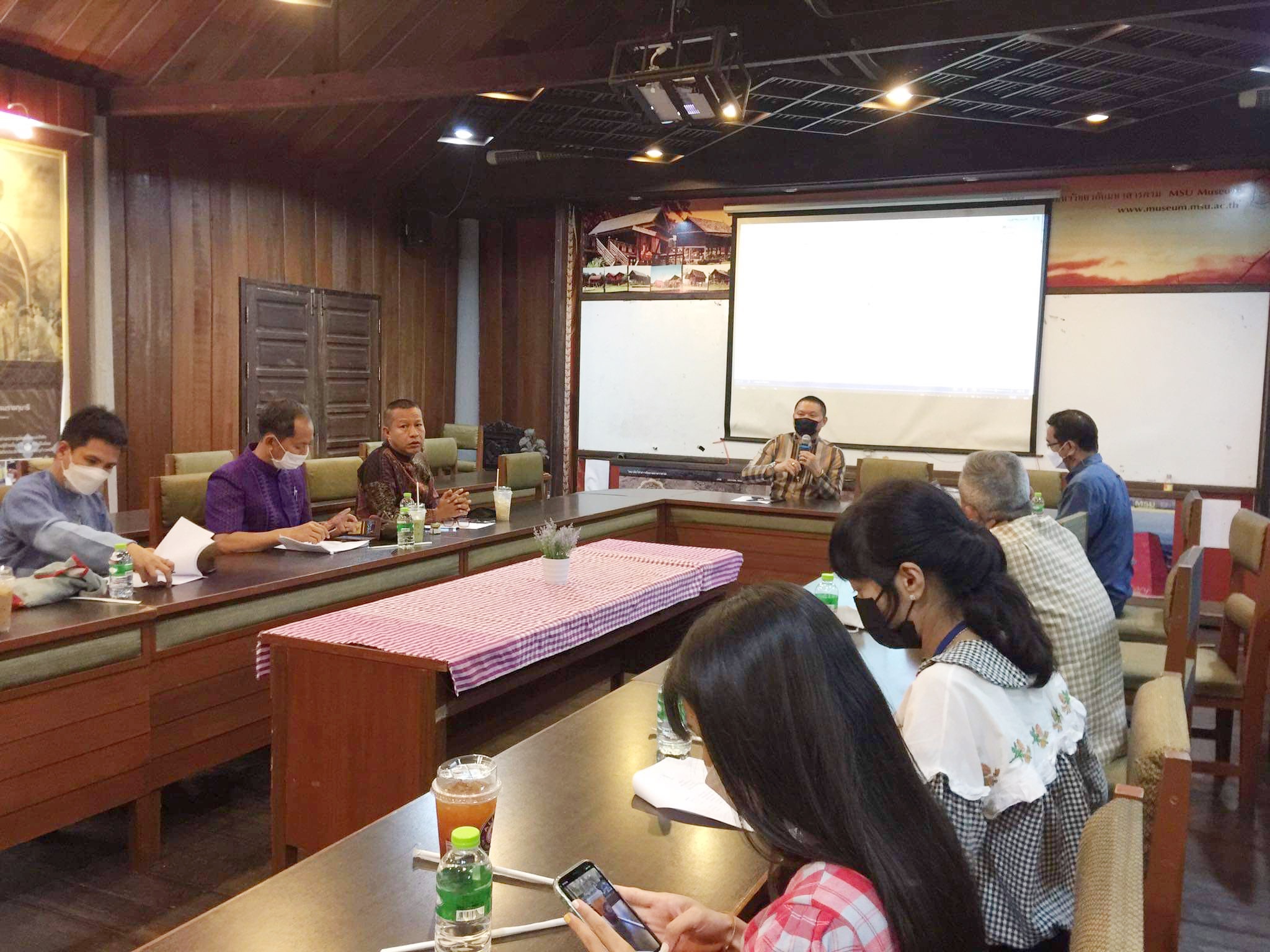 รองผู้ว่าราชการจังหวัดมหาสารคามประชุมหารือการจัดงาน “ไหมเมืองแม่”ภูษาศิลป์ จากท้องถิ่นสู่สากล
