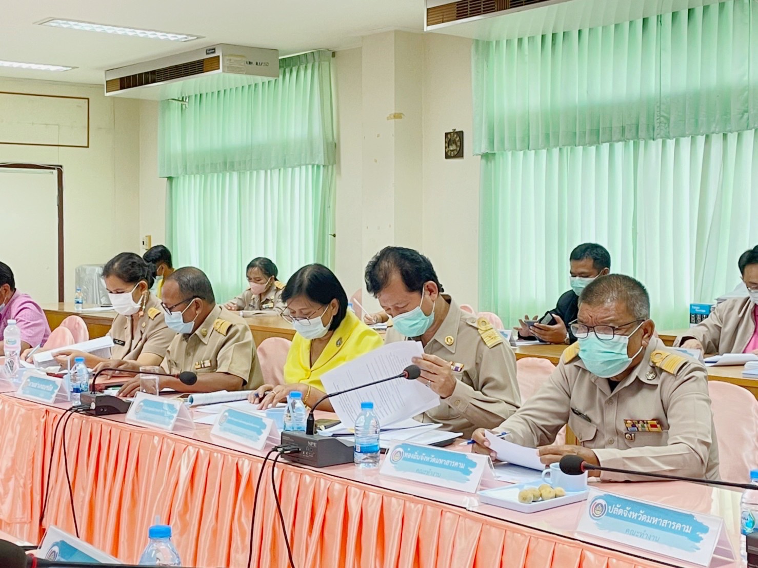 รองผู้ว่าราชการจังหวัดมหาสารคาม “ประชุมคณะทำงานรับผิดชอบตามมิติของปัญหาการขจัดความยากจนและพัฒนาคนทุกช่วงวัยอย่างยั่งยืน ตามหลักปรัชญาของเศรษฐกิจพอเพียงจังหวัดมหาสารคาม” (มิติปัญหาด้านความเป็นอยู่)