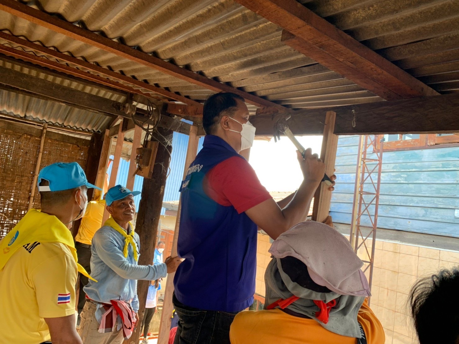 รองปลัดกระทรวงมหาดไทย (นายชัยวัฒน์ ชื่นโกสุม) ลงพื้นที่ตรวจติดตามการขับเคลื่อน การขจัดความยากจนและพัฒนาคนทุกช่วงวัยอย่างยั่งยืนตามหลักปรัชญาของเศรษฐกิจพอเพียง จังหวัดมหาสารคาม