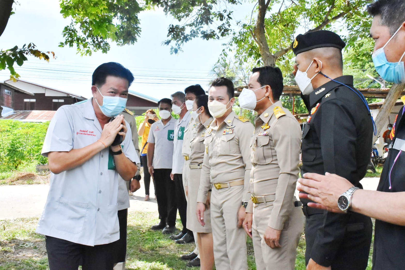 พช.มหาสารคาม ร่วมโครงการปกป้องและเชิดชูสถาบันพระมหากษัตริย์ และหน่วยบำบัดทุกข์ บำรุงสุข สร้างรอยยิ้มให้ประชาชน จ.มหาสารคาม (จังหวัดเคลื่อนที่ ) ประจำเดือน มิ.ย. 2565
