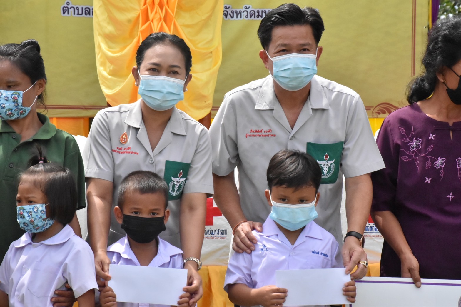 พช.มหาสารคาม ร่วมโครงการปกป้องและเชิดชูสถาบันพระมหากษัตริย์ และหน่วยบำบัดทุกข์ บำรุงสุข สร้างรอยยิ้มให้ประชาชน จ.มหาสารคาม (จังหวัดเคลื่อนที่ ) ประจำเดือน มิ.ย. 2565