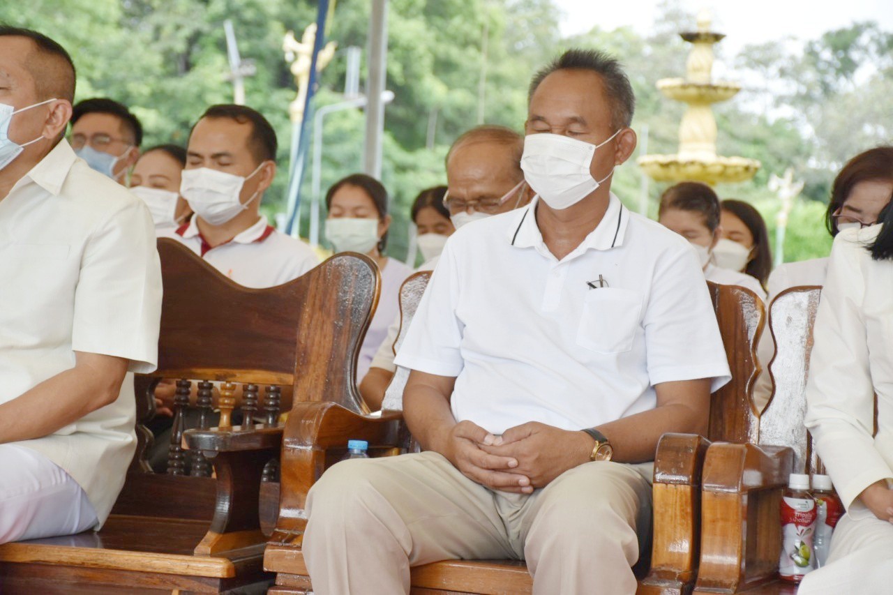 พช.มหาสารคาม ร่วมกิจกรรมส่งเสริมพระพุทธศาสนา เนื่องในเทศกาลวันอาสาฬหบูชาและเข้าพรรษา ประจำปี 2565 ณ พระบรมธาตุนาดูน