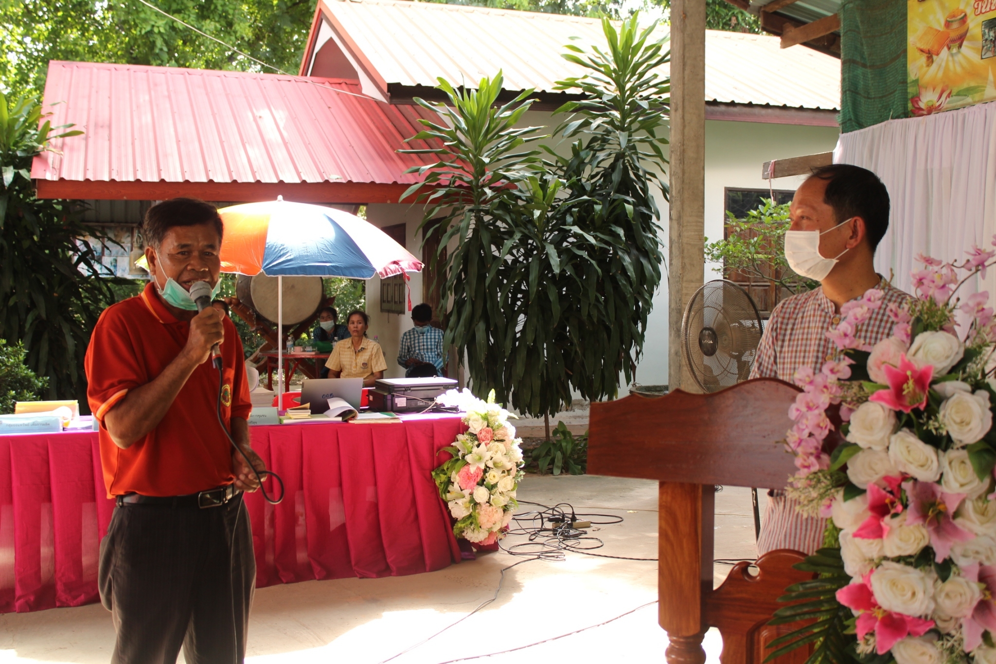 จังหวัดมหาสารคาม ผนึกกำลังส่วนราชการและภาคีพัฒนา ร่วมคัดสรรหมู่บ้านเศรษฐกิจพอเพียง “อยู่เย็น เป็นสุข” ดีเด่น ระดับจังหวัด ประจำปี 2565