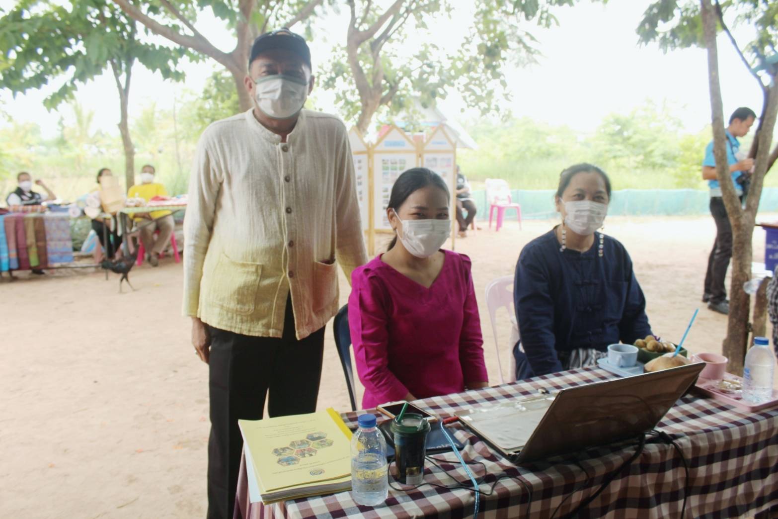 จังหวัดมหาสารคาม ผนึกกำลังส่วนราชการและภาคีพัฒนา ร่วมคัดสรรหมู่บ้านเศรษฐกิจพอเพียง “อยู่เย็น เป็นสุข” ดีเด่น ระดับจังหวัด ประจำปี 2565