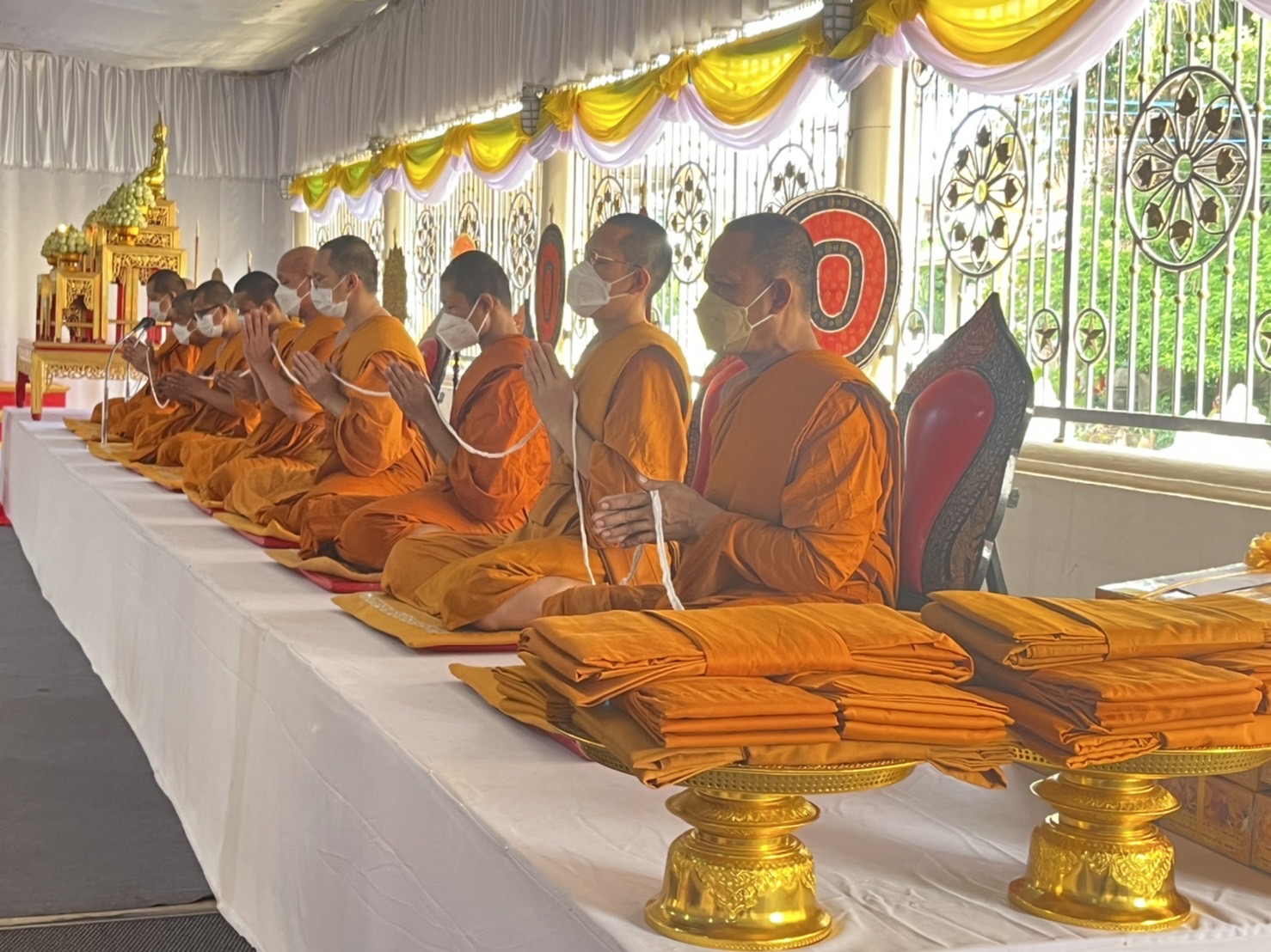 พช.มหาสารคาม ร่วมประกอบพิธีทำบุญตักบาตรถวายพระราชกุศล เนื่องในโอกาสวันเฉลิมพระชนมพรรษาพระบาทสมเด็จพระเจ้าอยู่หัว วันที่ 28 กรกฎาคม 2565