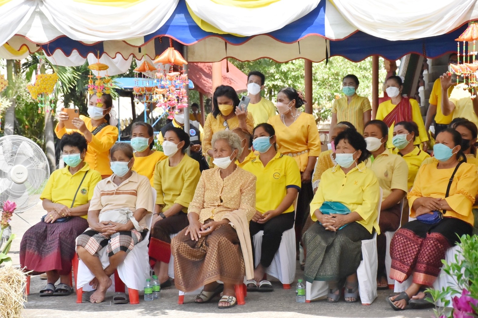 จังหวัดมหาสารคาม ผนึกกำลังส่วนราชการและภาคีพัฒนา ร่วมคัดสรรหมู่บ้านเศรษฐกิจพอเพียง “อยู่เย็น เป็นสุข” และตำบลเข้มแข็งตามหลักปรัชญาของเศรษฐกิจพอเพียง ดีเด่น ระดับจังหวัด ประจำปี 2565
