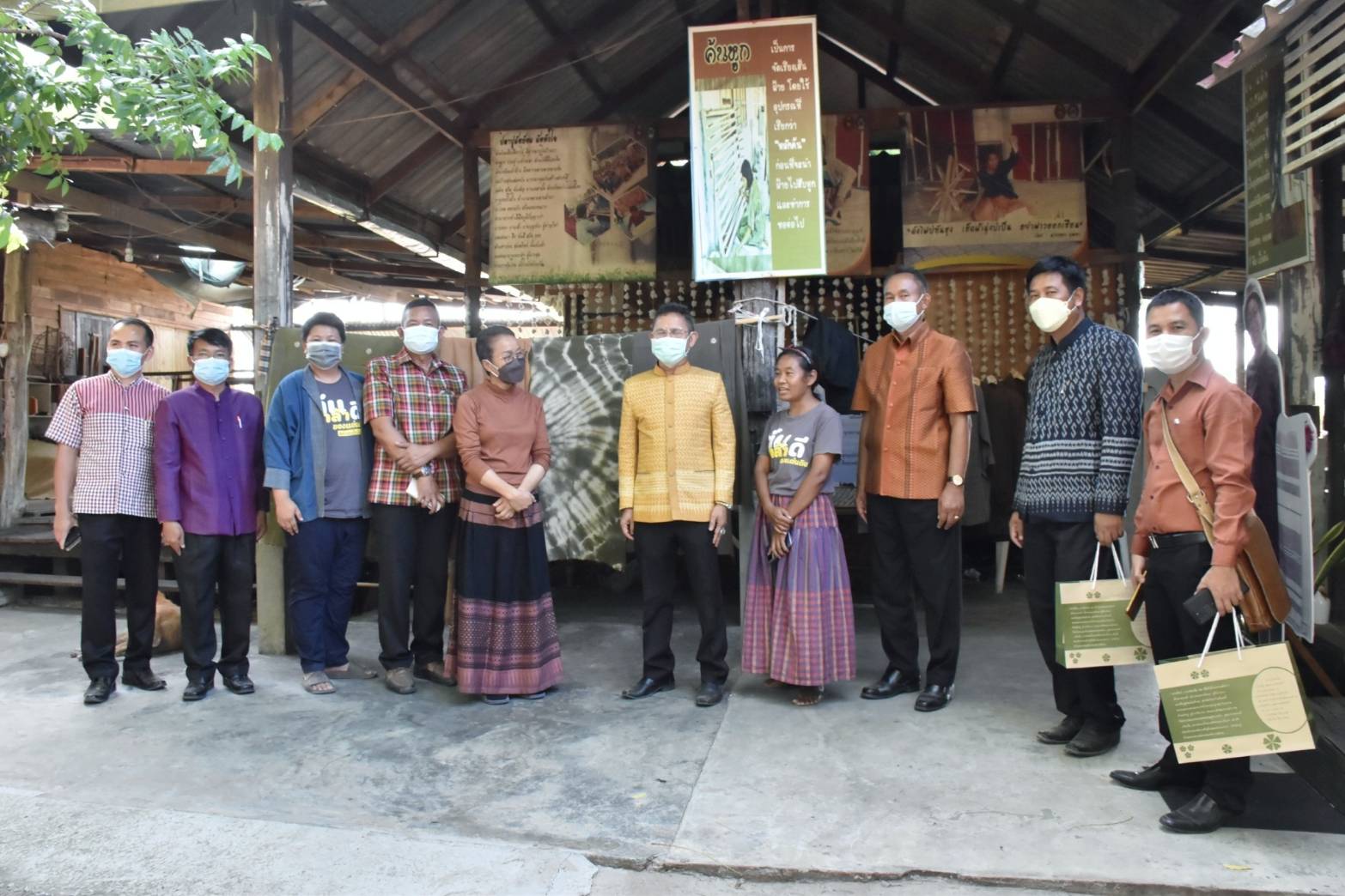 นายวสันต์ ชิงชนะ ผู้ตรวจราชการกรมฯ เยือนศูนย์ผู้นำจิตอาสาพัฒนาชุมชนจังหวัดมหาสารคาม “ศูนย์เรียนรู้นวัตกรรมปลาบู่บ้านพลังปัญญา ตำบลหนองแสง อำเภอวาปีปทุม”