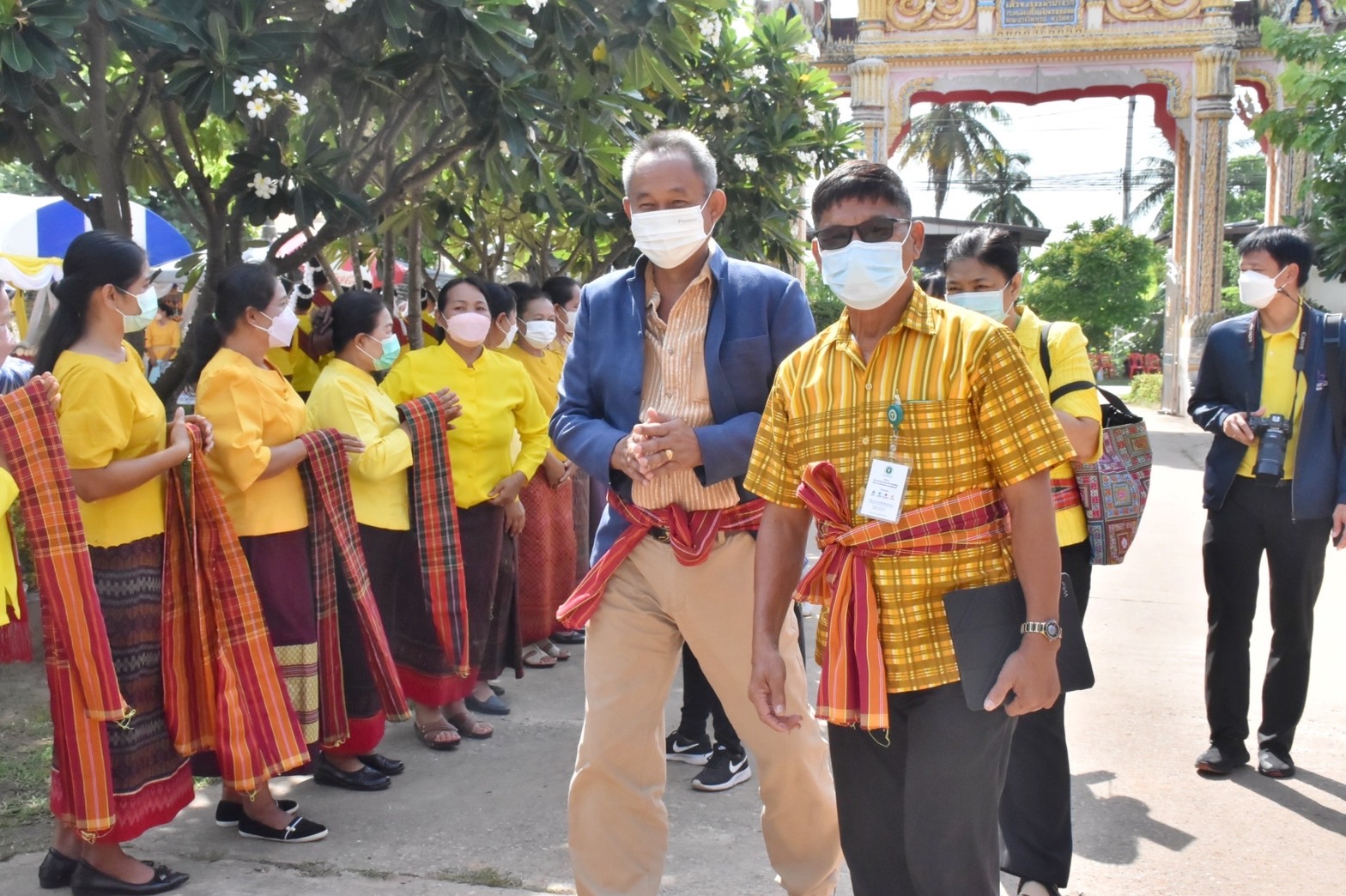 จังหวัดมหาสารคาม ผนึกกำลังส่วนราชการและภาคีพัฒนา ร่วมคัดสรรหมู่บ้านเศรษฐกิจพอเพียง “อยู่เย็น เป็นสุข” และตำบลเข้มแข็งตามหลักปรัชญาของเศรษฐกิจพอเพียง ดีเด่น ระดับจังหวัด ประจำปี 2565