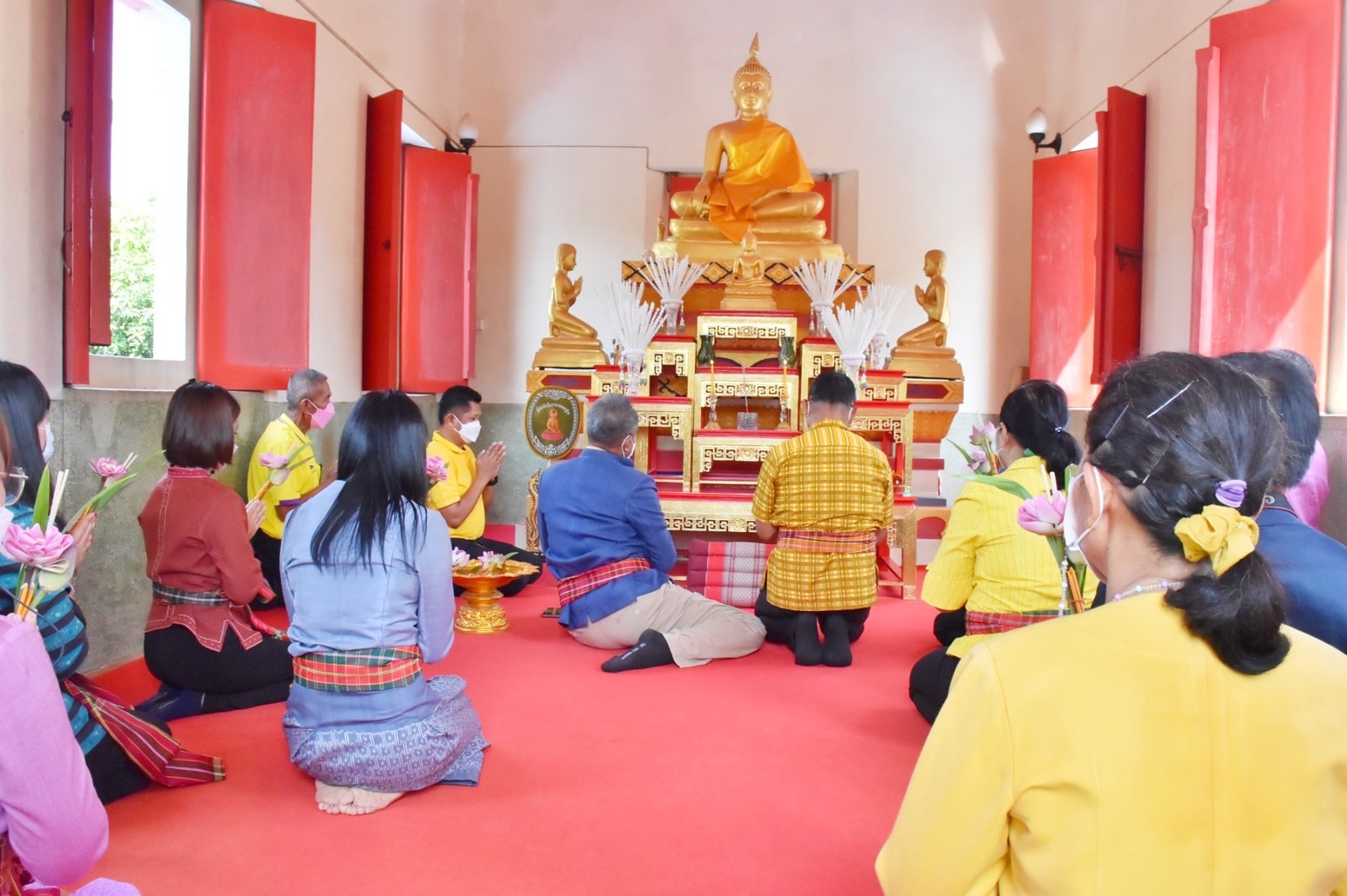 จังหวัดมหาสารคาม ผนึกกำลังส่วนราชการและภาคีพัฒนา ร่วมคัดสรรหมู่บ้านเศรษฐกิจพอเพียง “อยู่เย็น เป็นสุข” และตำบลเข้มแข็งตามหลักปรัชญาของเศรษฐกิจพอเพียง ดีเด่น ระดับจังหวัด ประจำปี 2565